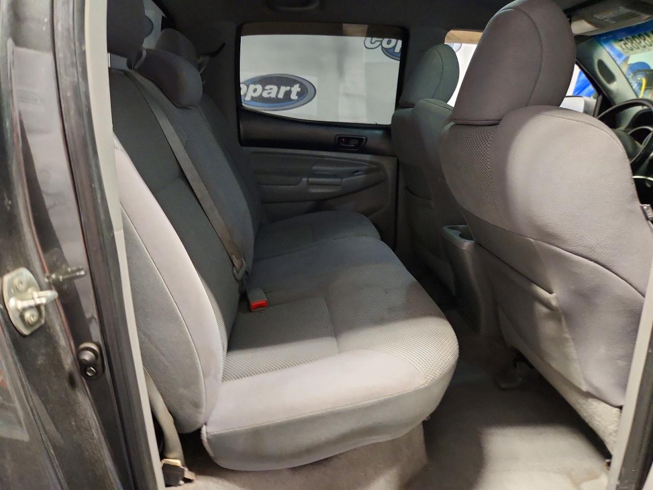 2011 Toyota Tacoma Double Cab Black vin: 3TMLU4EN8BM066275