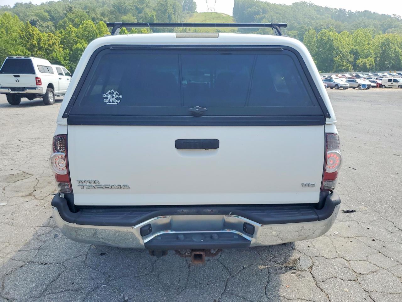 2011 Toyota Tacoma Double Cab White vin: 3TMLU4EN8BM072724