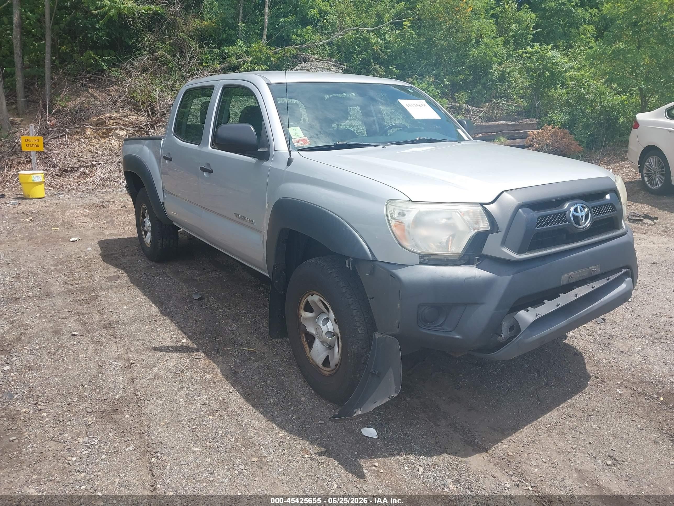2012 Toyota Tacoma Base V6 Silver vin: 3TMLU4EN8CM085507
