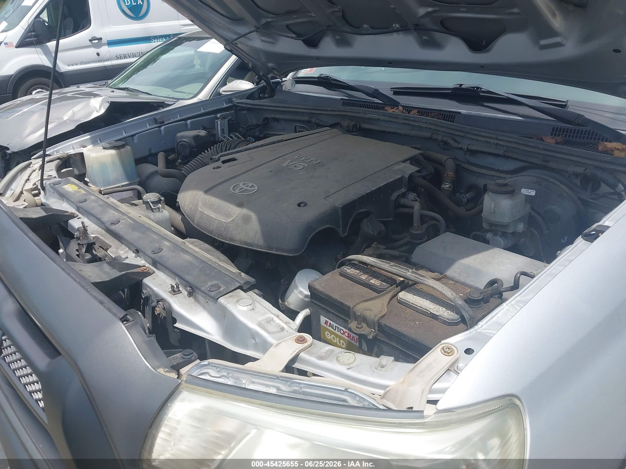 2012 Toyota Tacoma Base V6 Silver vin: 3TMLU4EN8CM085507