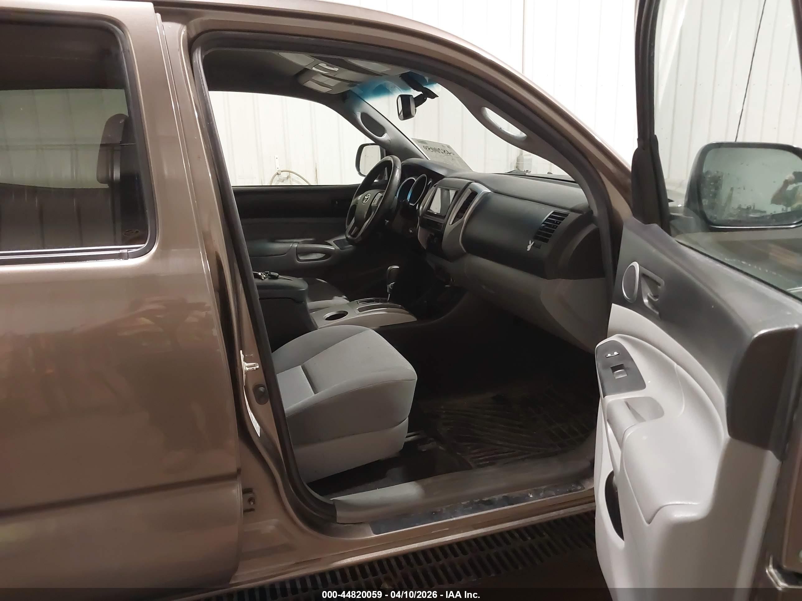2012 Toyota Tacoma Base V6 Gray vin: 3TMLU4EN8CM089900