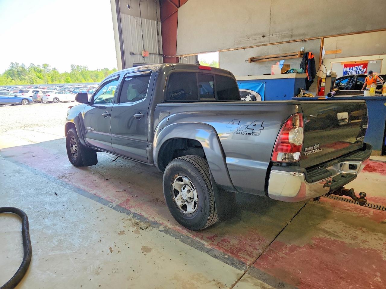 2012 Toyota Tacoma Double Cab Серый vin: 3TMLU4EN8CM092070