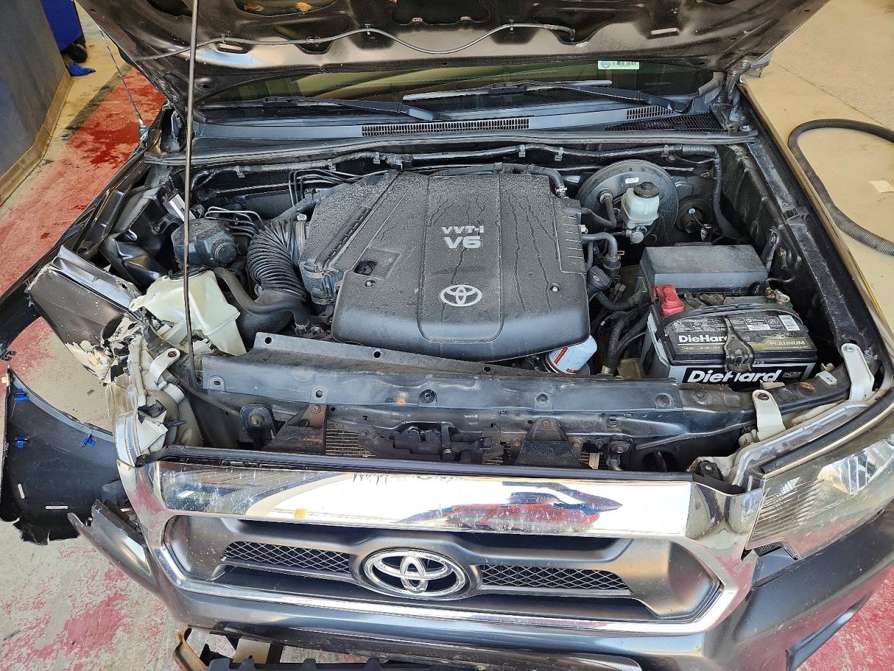 2012 Toyota Tacoma Double Cab Серый vin: 3TMLU4EN8CM092070