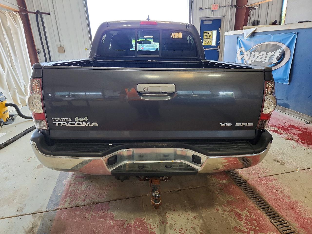 2012 Toyota Tacoma Double Cab Серый vin: 3TMLU4EN8CM092070