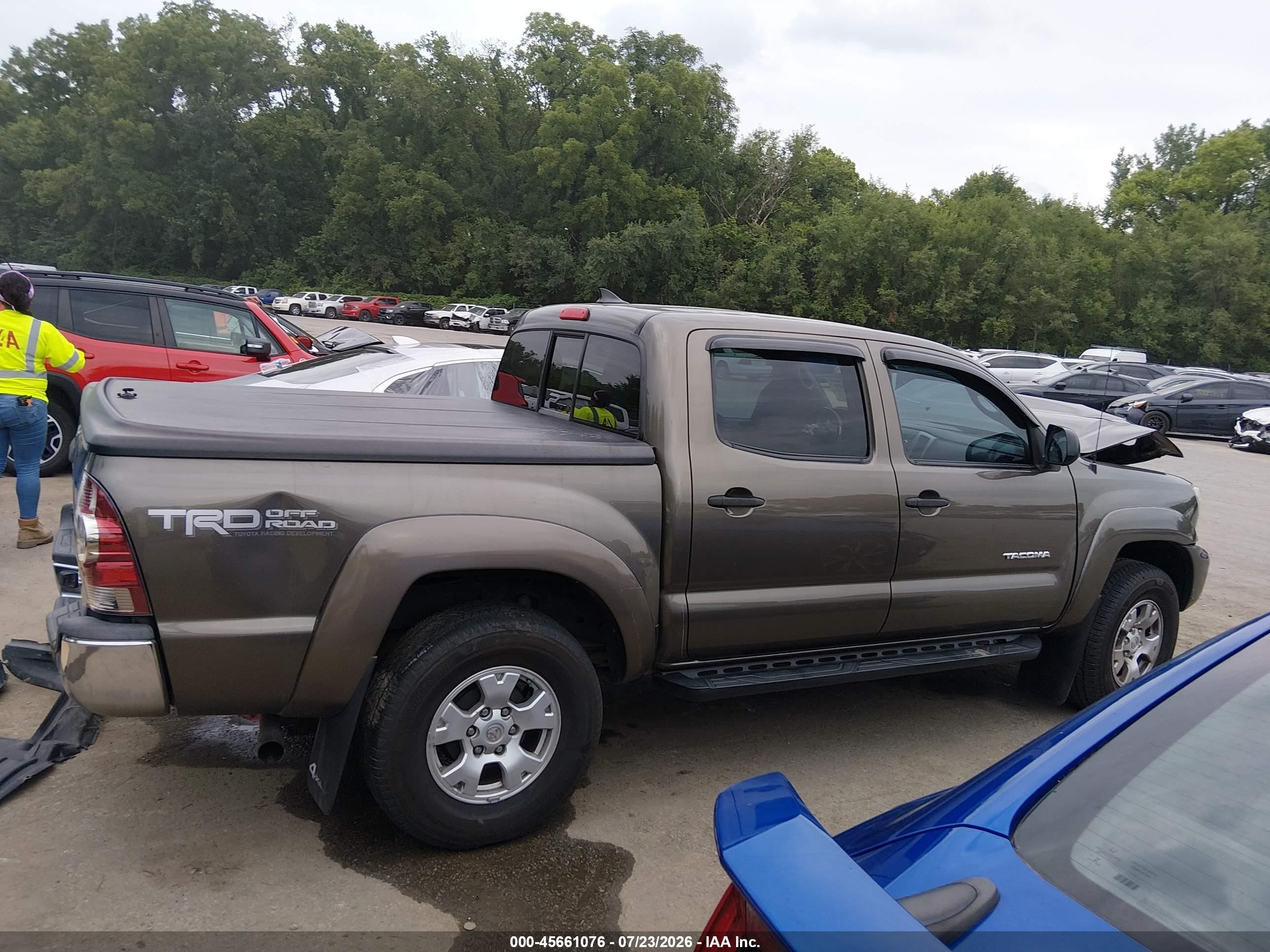 2012 Toyota Tacoma Base V6 Brown vin: 3TMLU4EN8CM101009