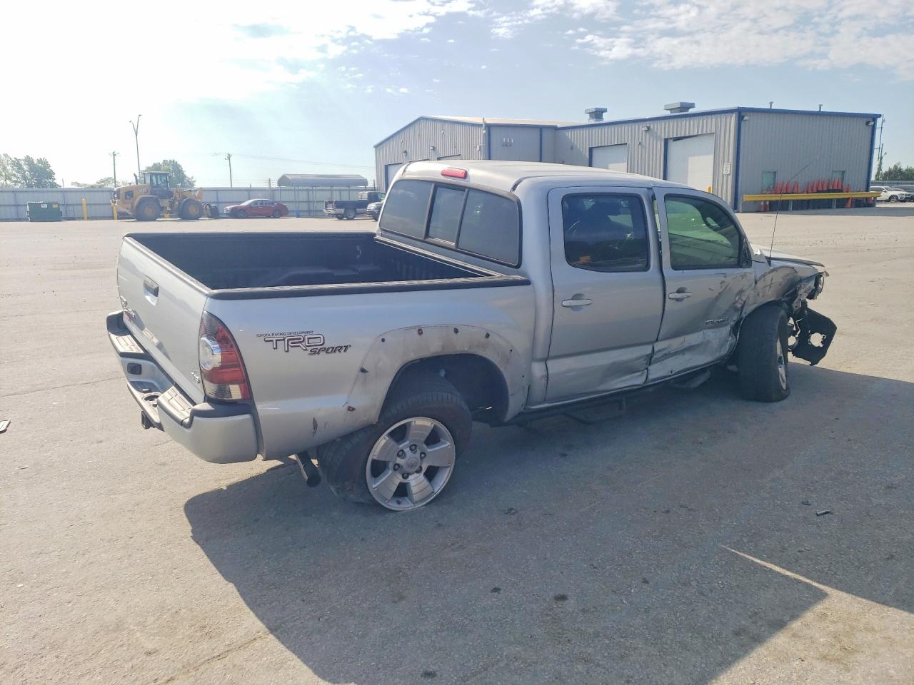 2013 Toyota Tacoma Double Cab Silver vin: 3TMLU4EN8DM103893