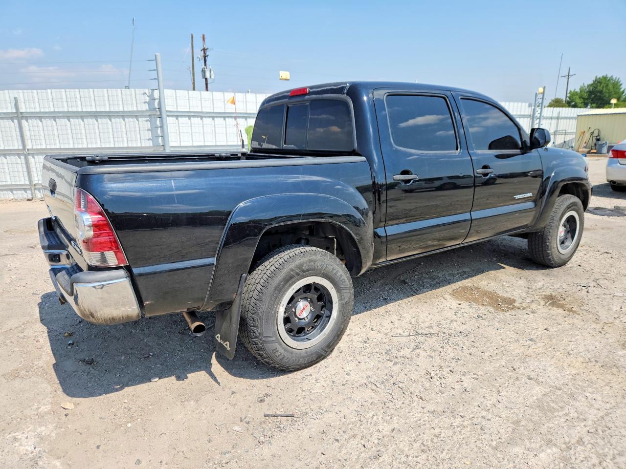 2013 Toyota Tacoma Double Cab Black vin: 3TMLU4EN8DM109953