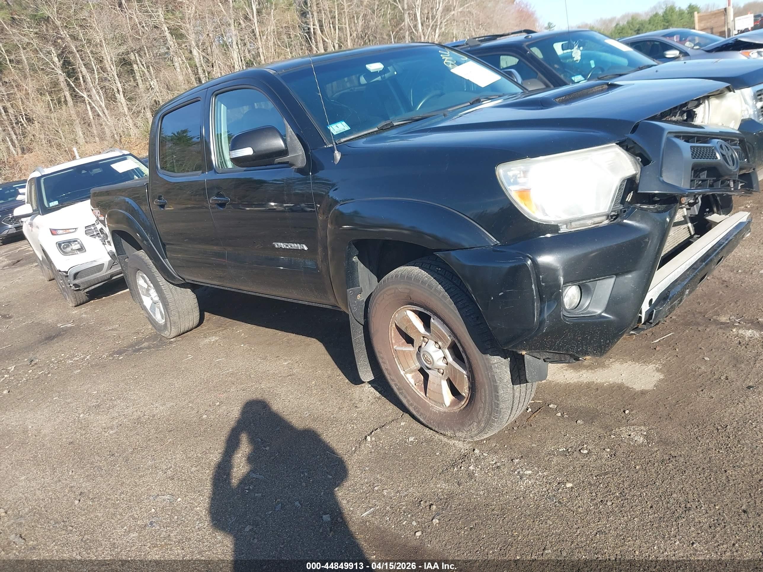 2013 Toyota Tacoma Base V6 Black vin: 3TMLU4EN8DM126297