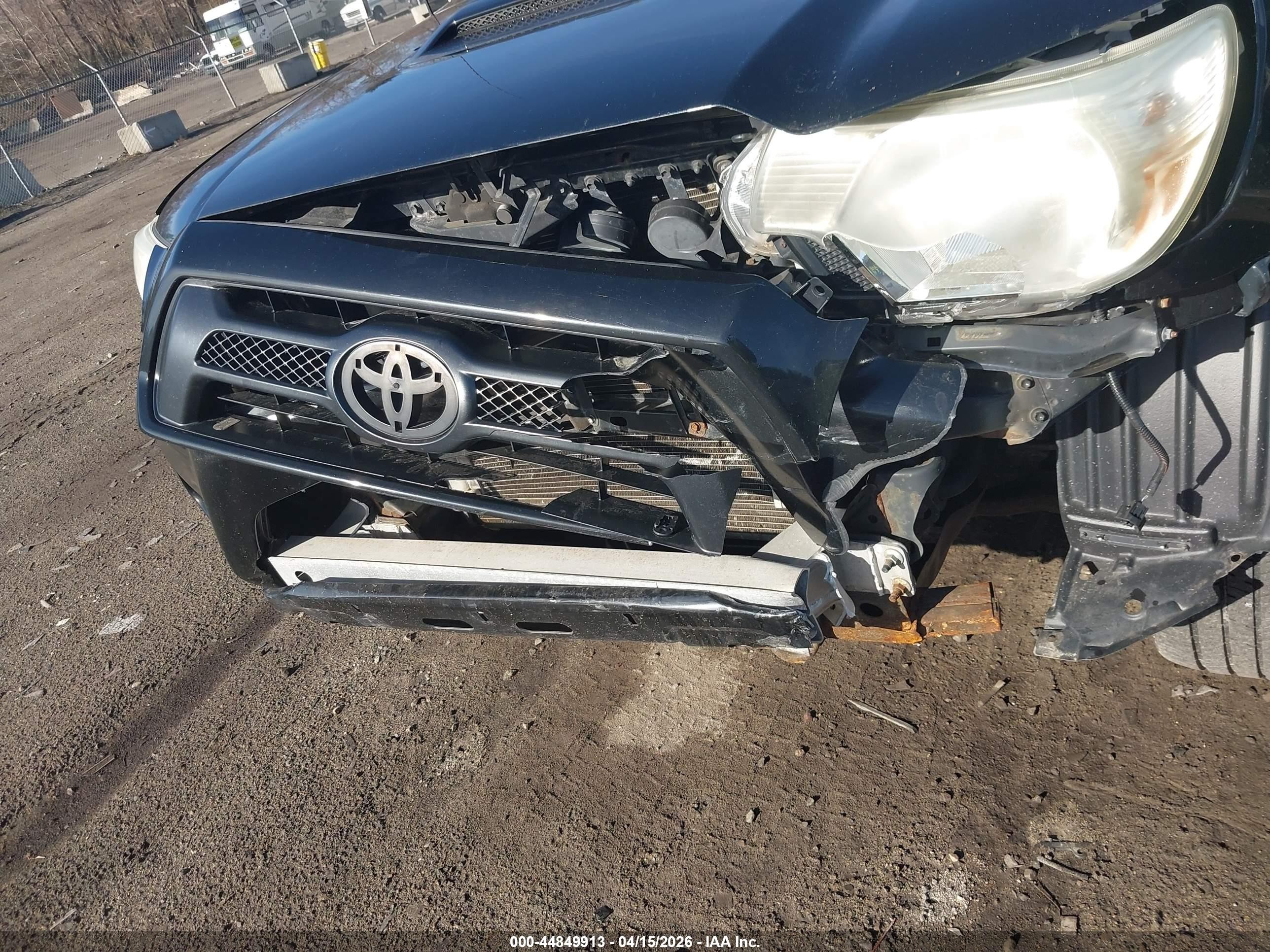 2013 Toyota Tacoma Base V6 Black vin: 3TMLU4EN8DM126297