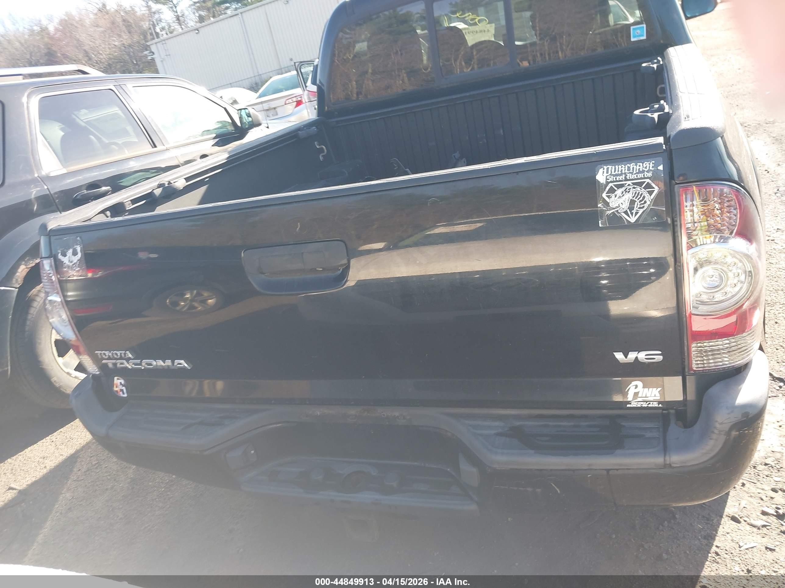 2013 Toyota Tacoma Base V6 Black vin: 3TMLU4EN8DM126297