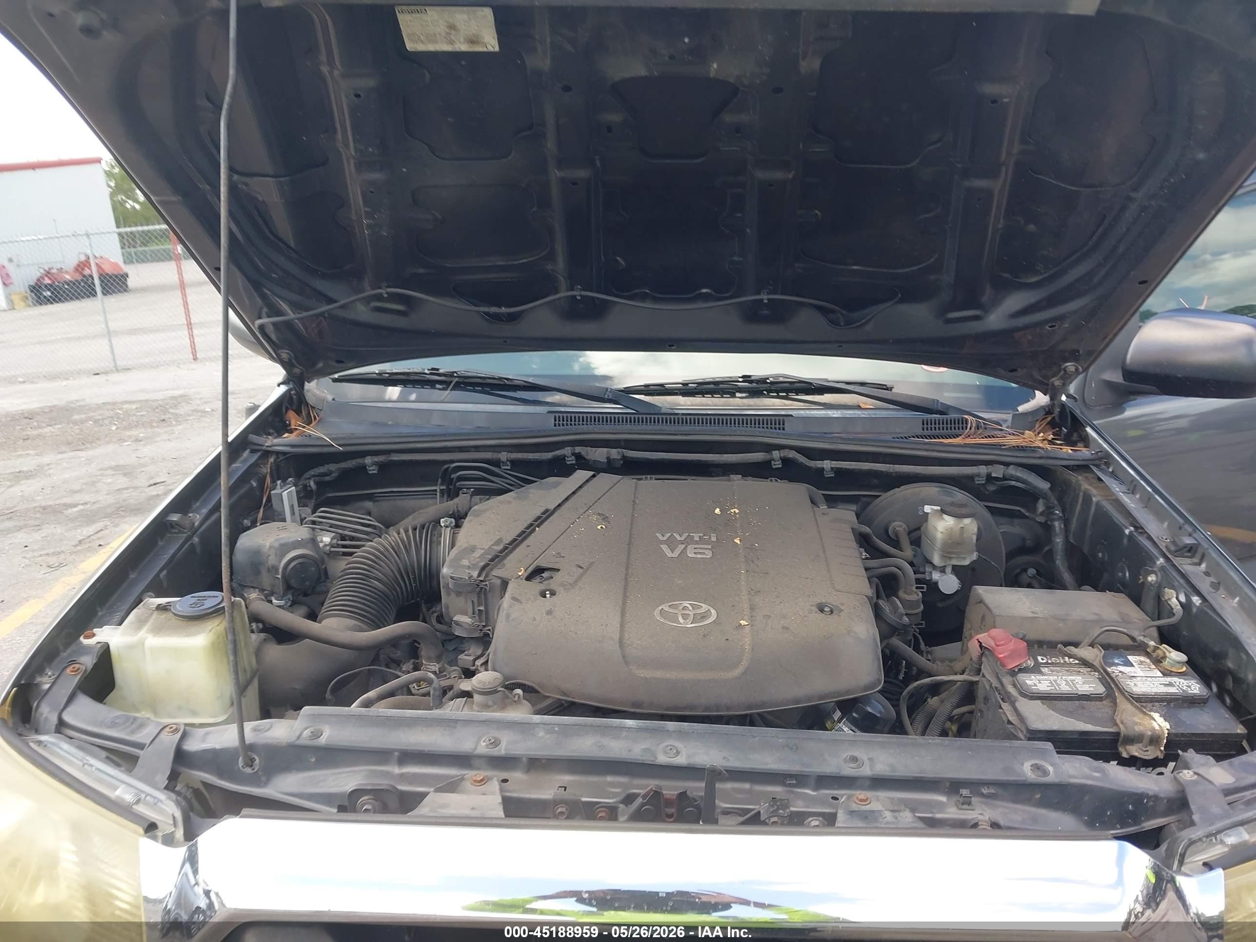 2013 Toyota Tacoma Base V6 Gray vin: 3TMLU4EN8DM130916
