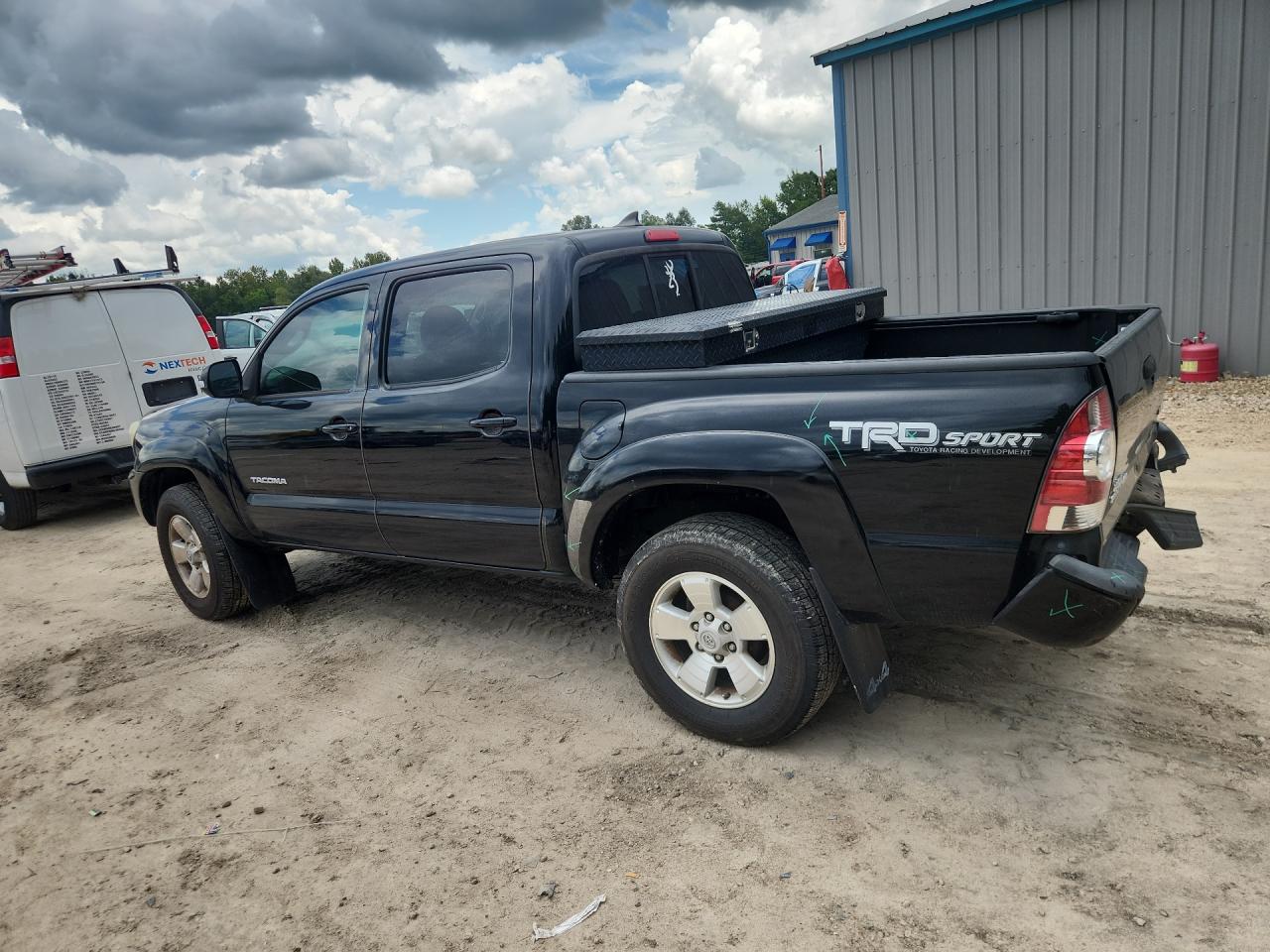 2014 Toyota Tacoma V6 Black vin: 3TMLU4EN8EM143618