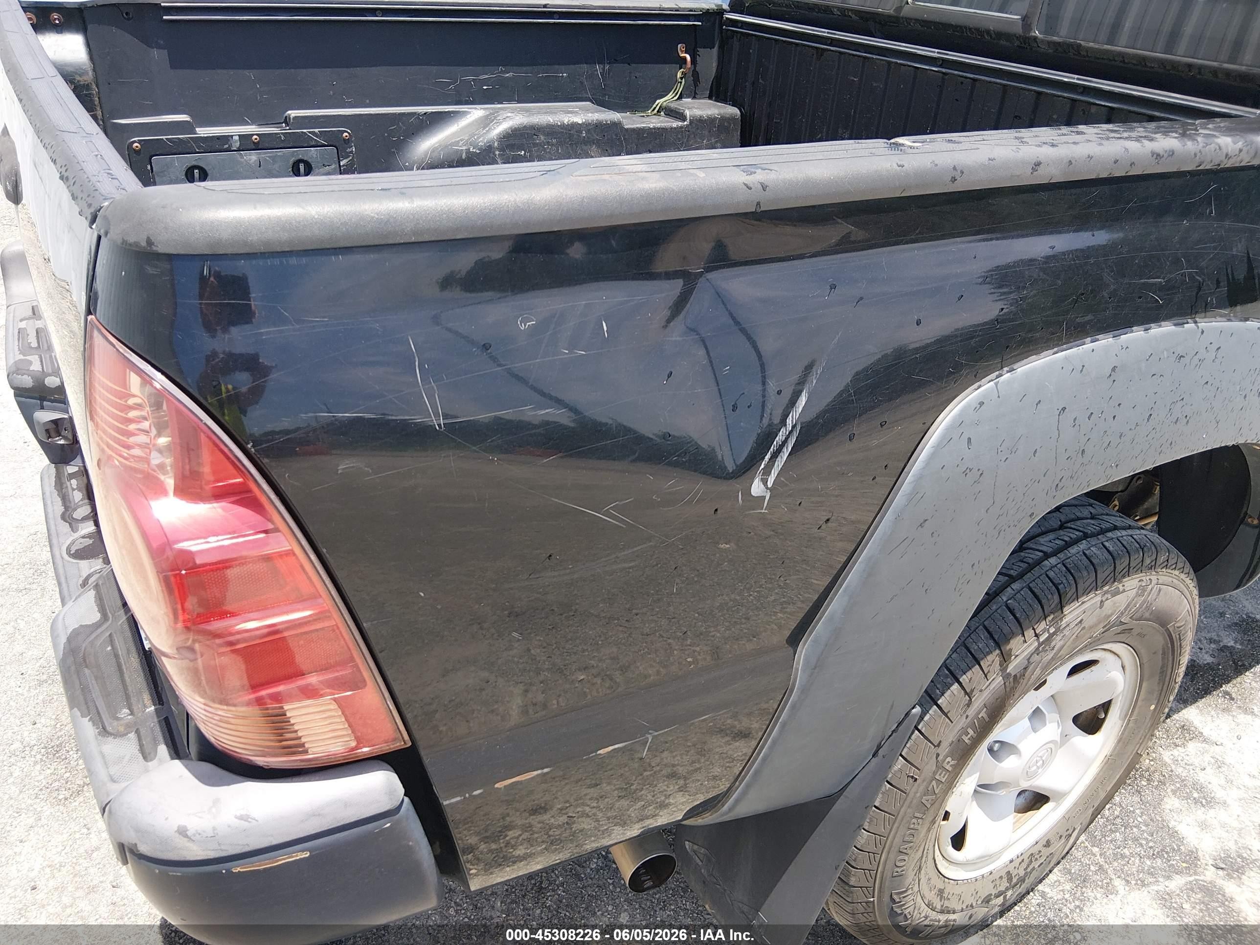 2014 Toyota Tacoma Base V6 Black vin: 3TMLU4EN8EM163058
