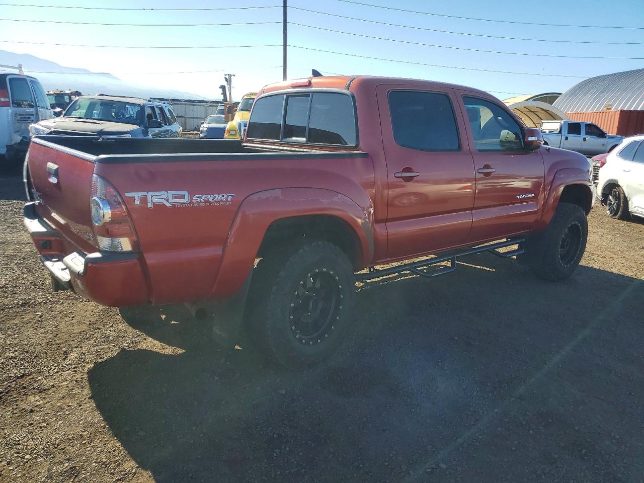 2015 Toyota Tacoma Double Cab Red vin: 3TMLU4EN8FM194280