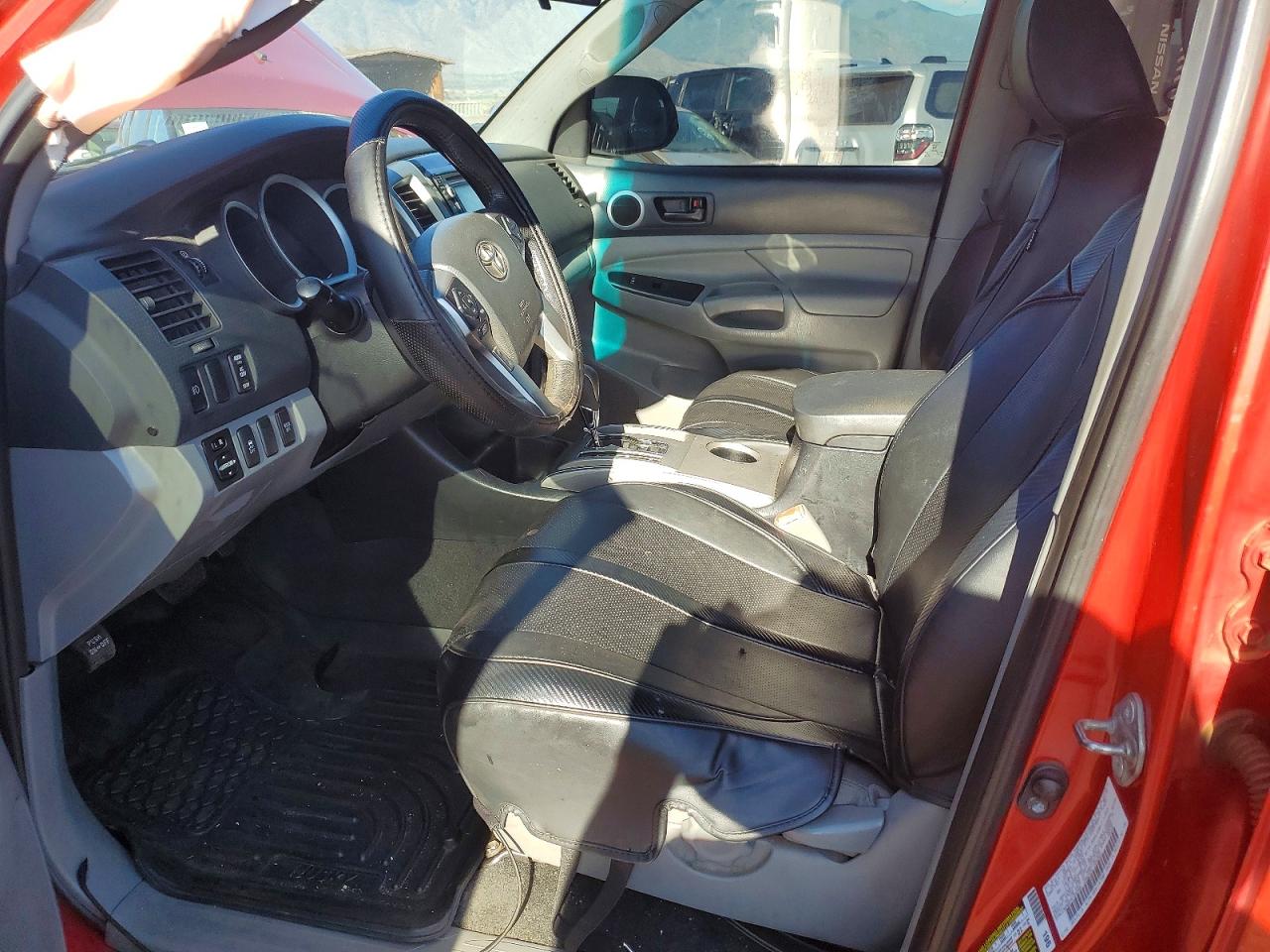 2015 Toyota Tacoma Double Cab Red vin: 3TMLU4EN8FM194280