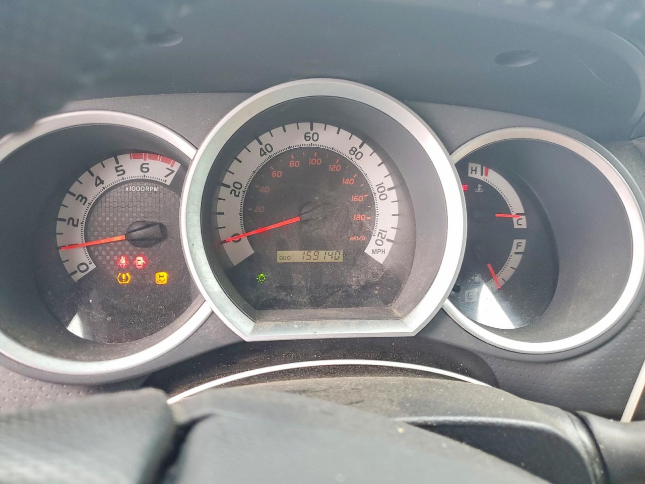 2015 Toyota Tacoma V6 Tan vin: 3TMLU4EN8FM200238