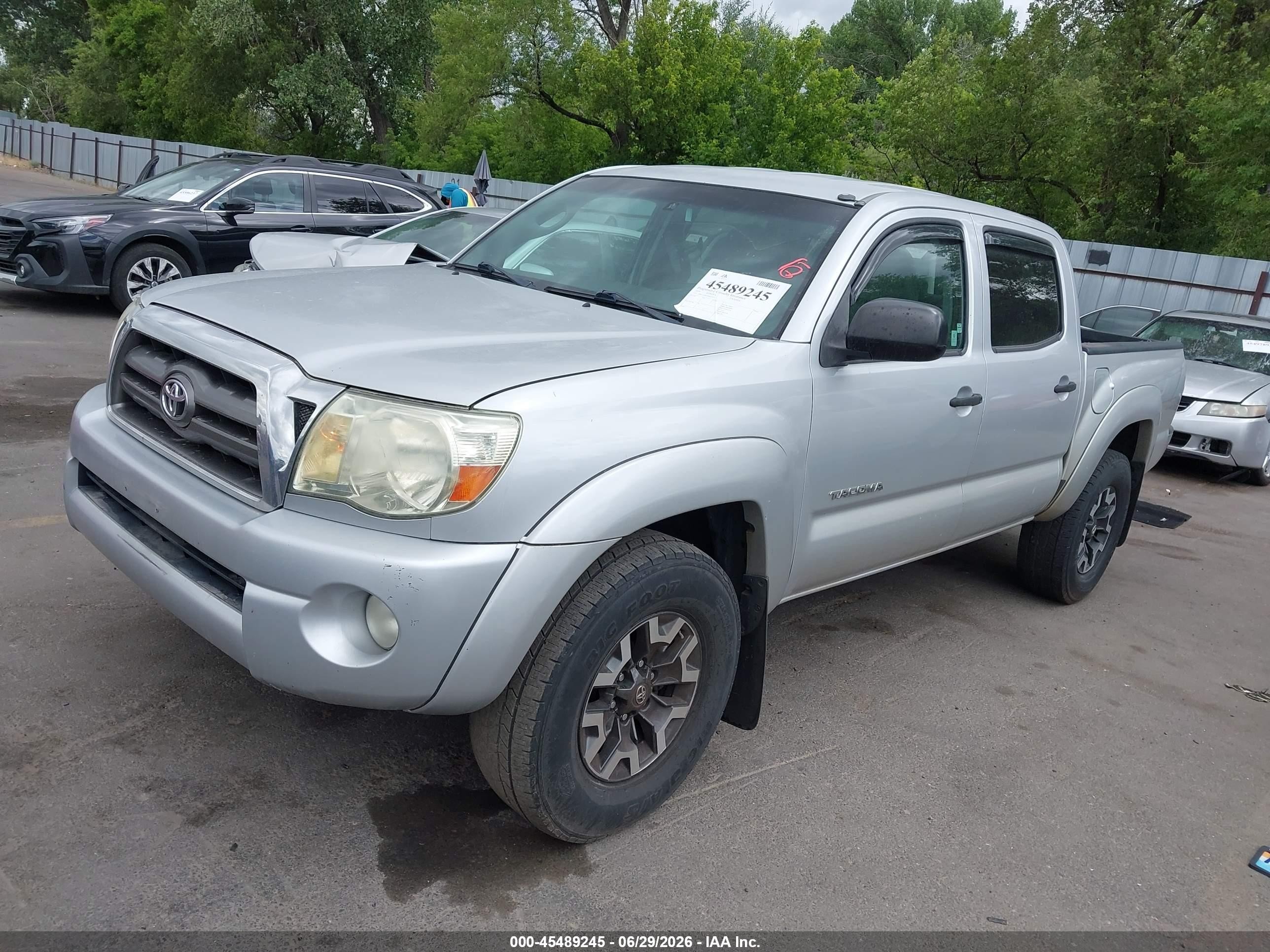 2010 Toyota Tacoma Base V6 Silver vin: 3TMLU4EN9AM039391
