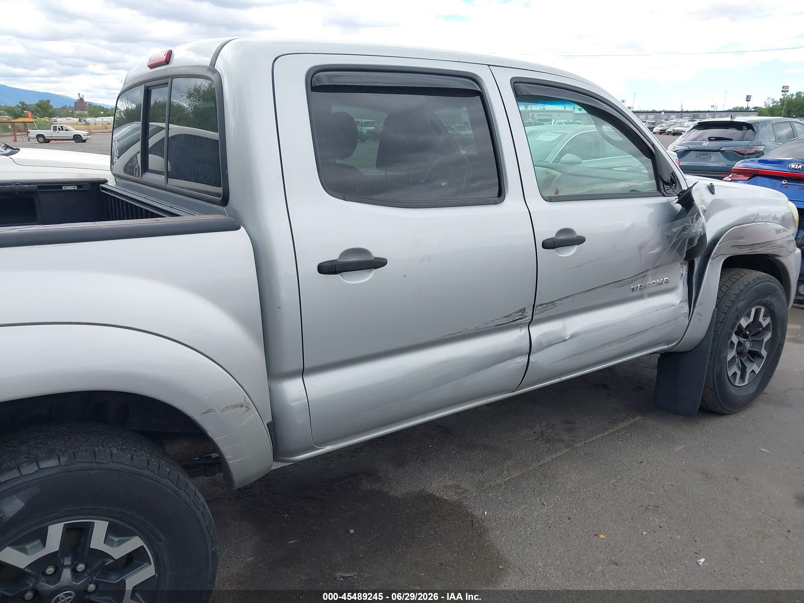 2010 Toyota Tacoma Base V6 Silver vin: 3TMLU4EN9AM039391