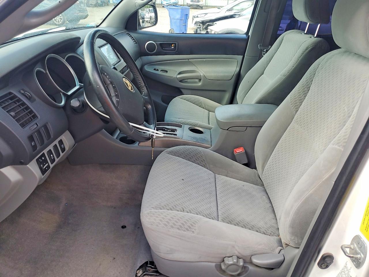 2010 Toyota Tacoma Double Cab White vin: 3TMLU4EN9AM039794