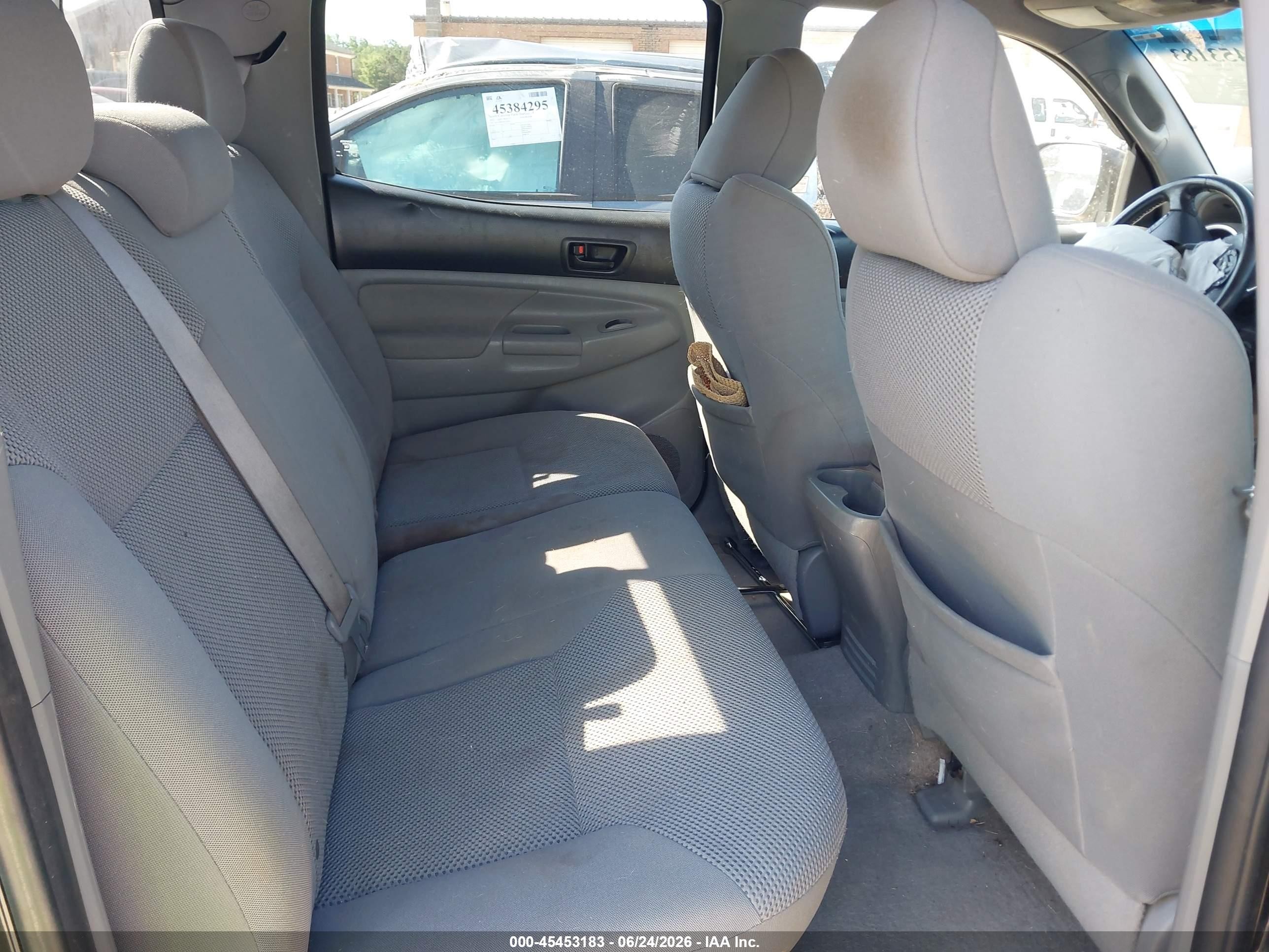 2010 Toyota Tacoma Double Cab Black vin: 3TMLU4EN9AM049581