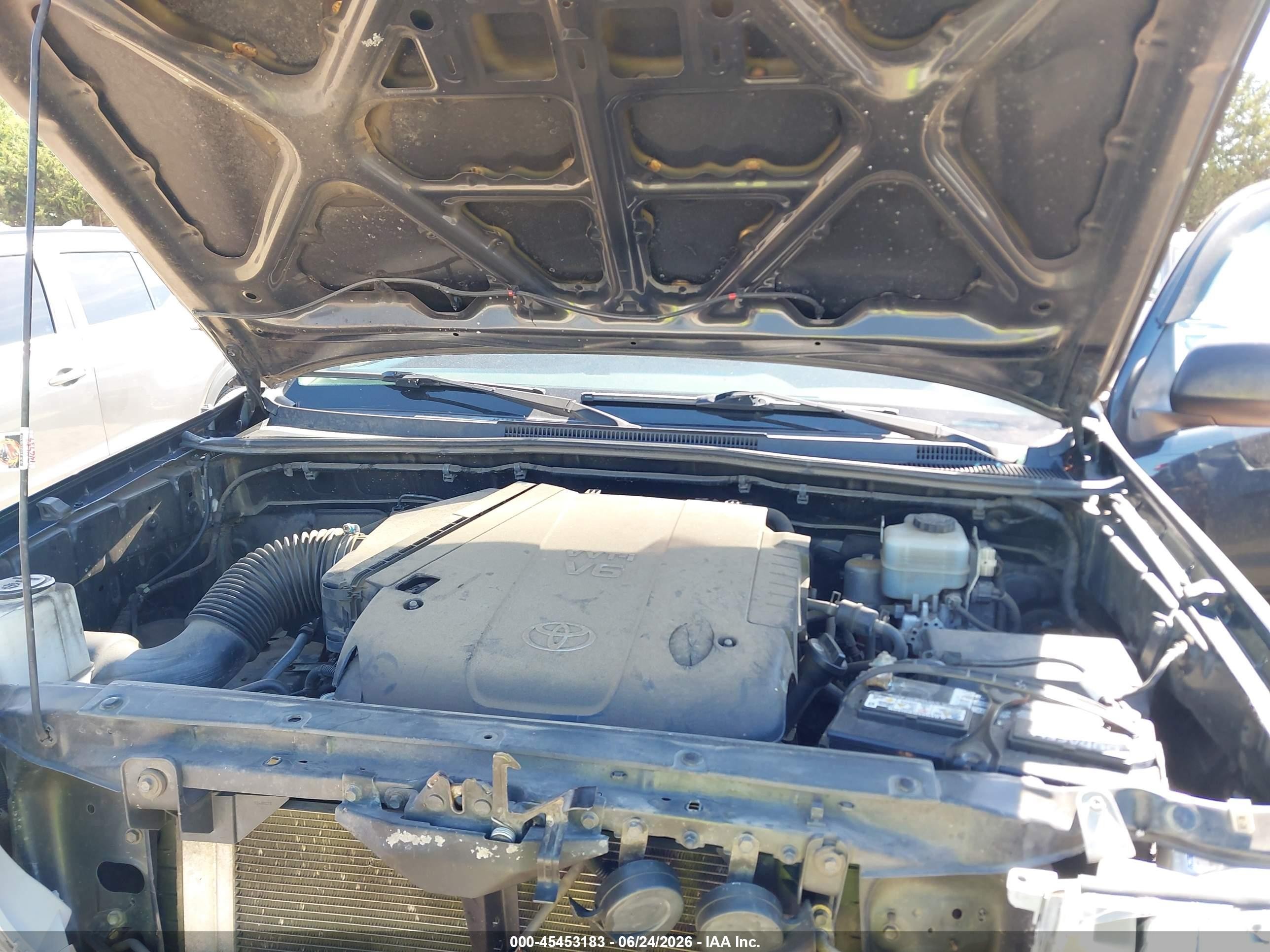 2010 Toyota Tacoma Double Cab Black vin: 3TMLU4EN9AM049581