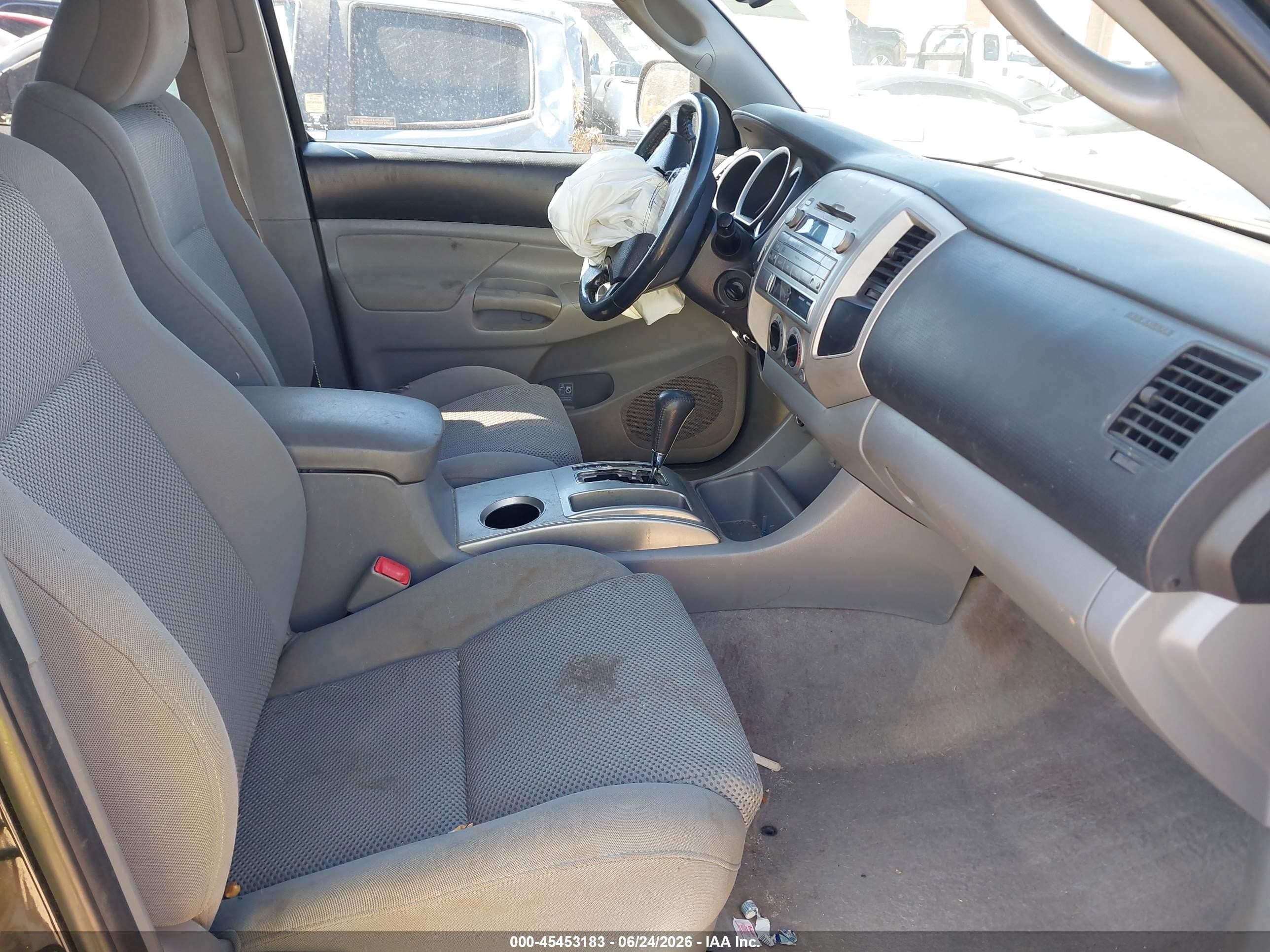 2010 Toyota Tacoma Double Cab Black vin: 3TMLU4EN9AM049581