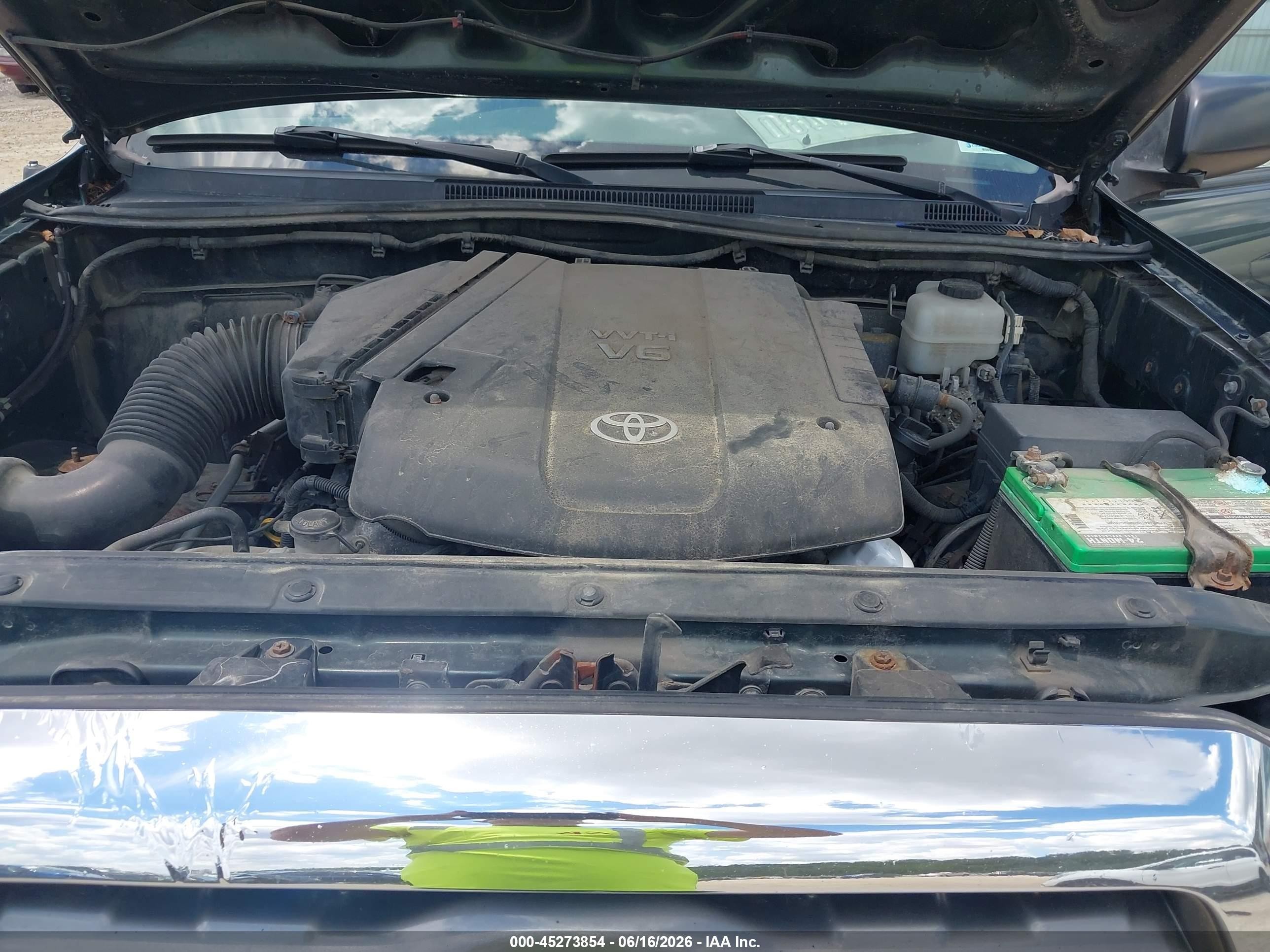 2010 Toyota Tacoma Base V6 Gray vin: 3TMLU4EN9AM052576