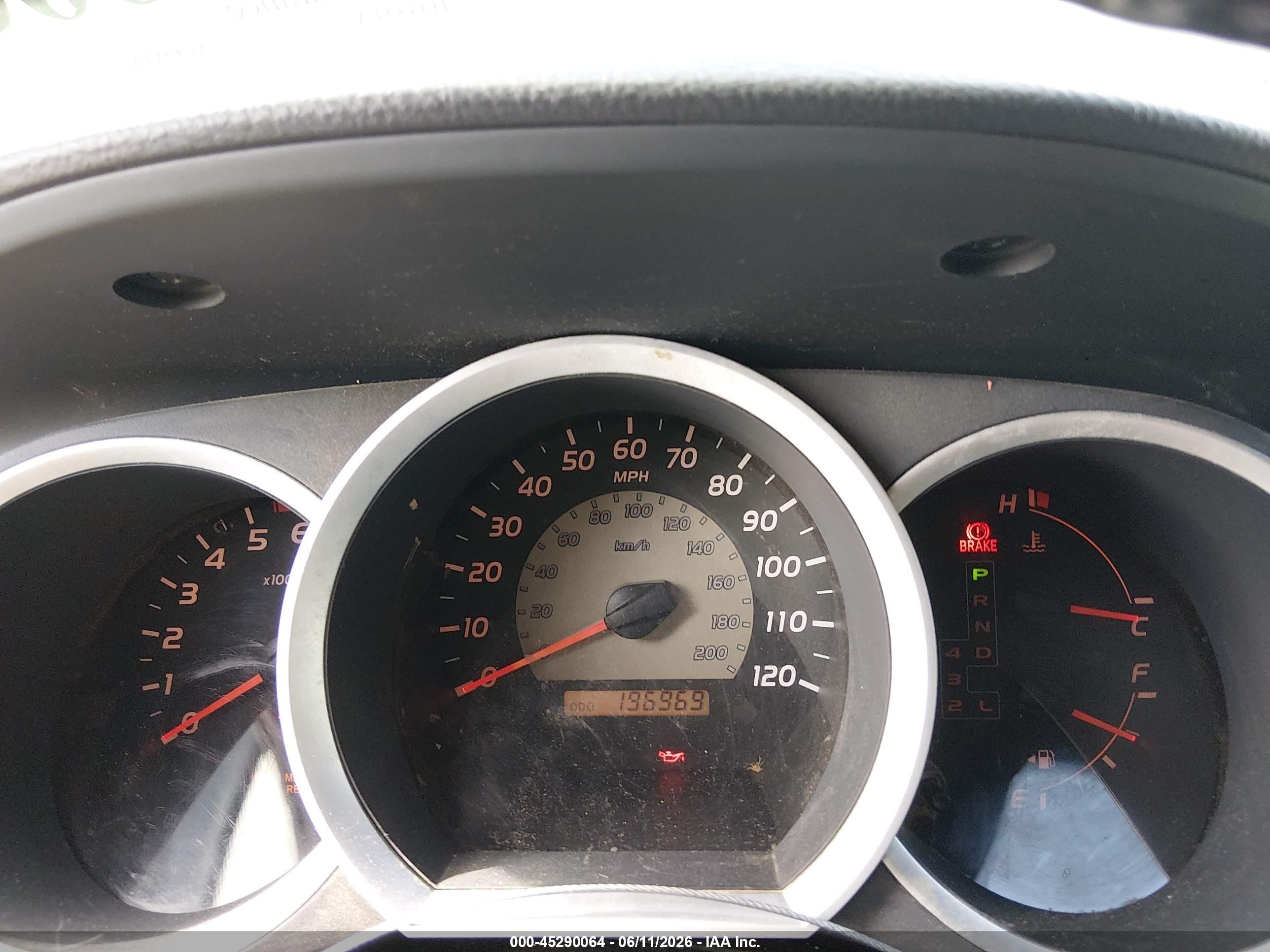 2011 Toyota Tacoma Base V6 White vin: 3TMLU4EN9BM061781