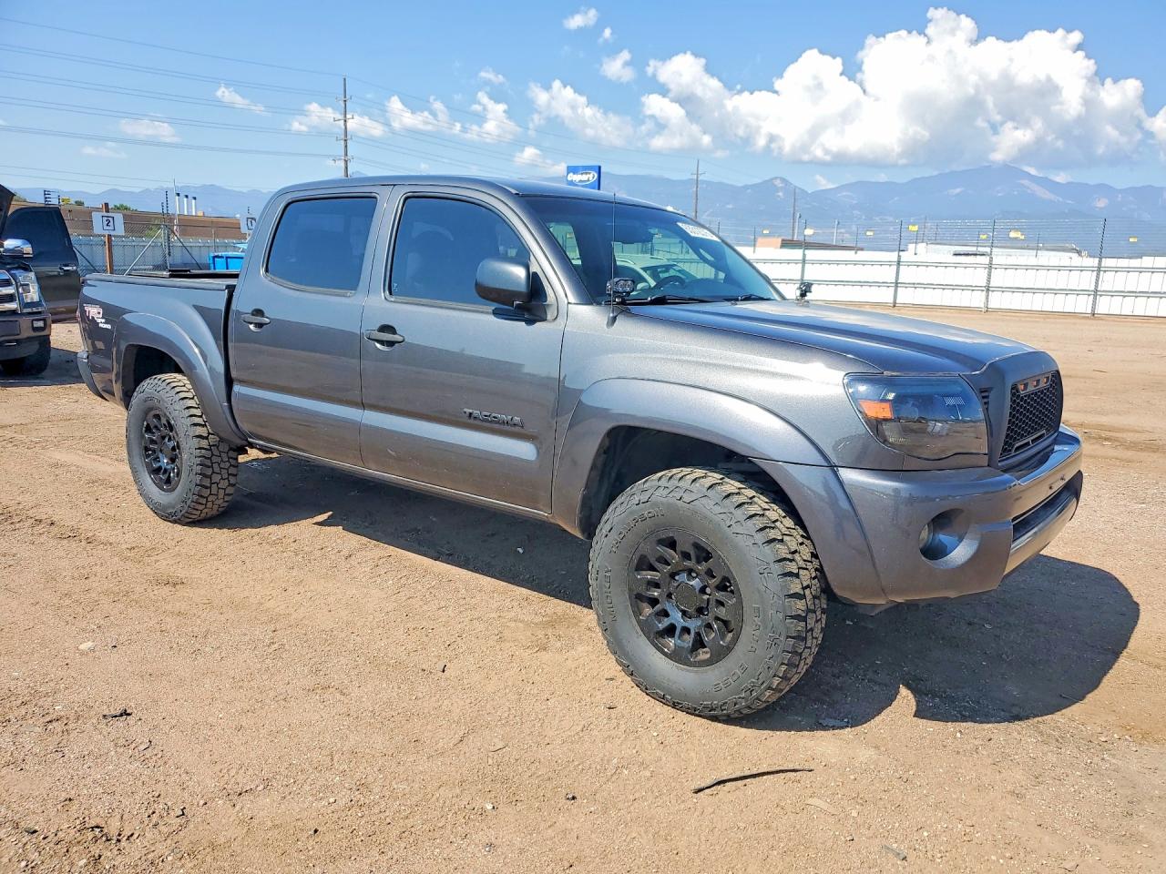 2011 Toyota Tacoma V6 Gray vin: 3TMLU4EN9BM078323
