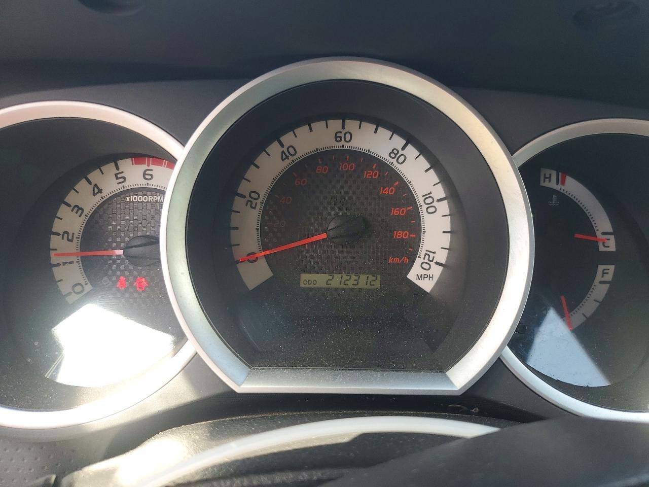 2012 Toyota Tacoma Double Cab Серебряный vin: 3TMLU4EN9CM082017