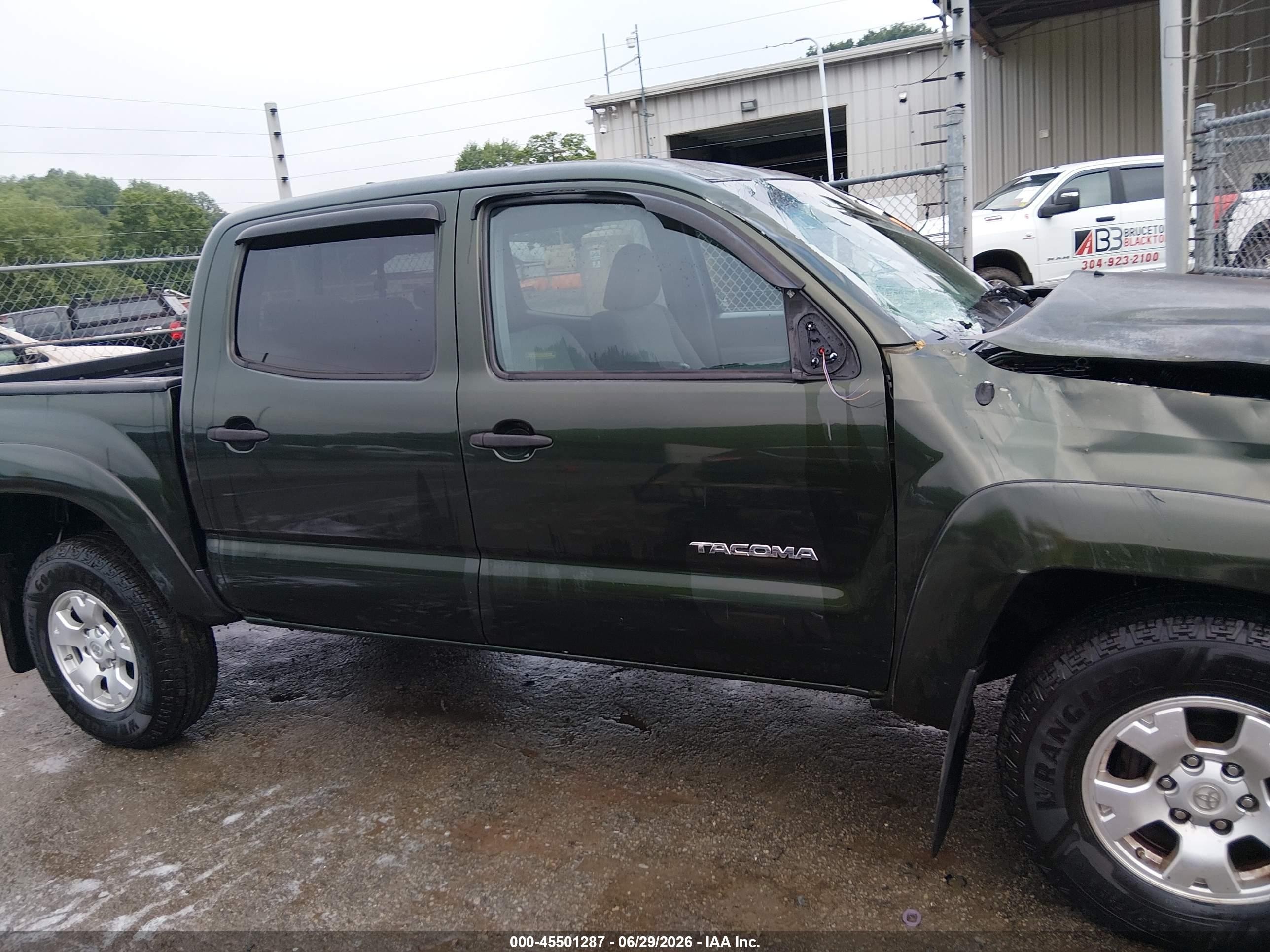 2012 Toyota Tacoma Base V6 Green vin: 3TMLU4EN9CM101746