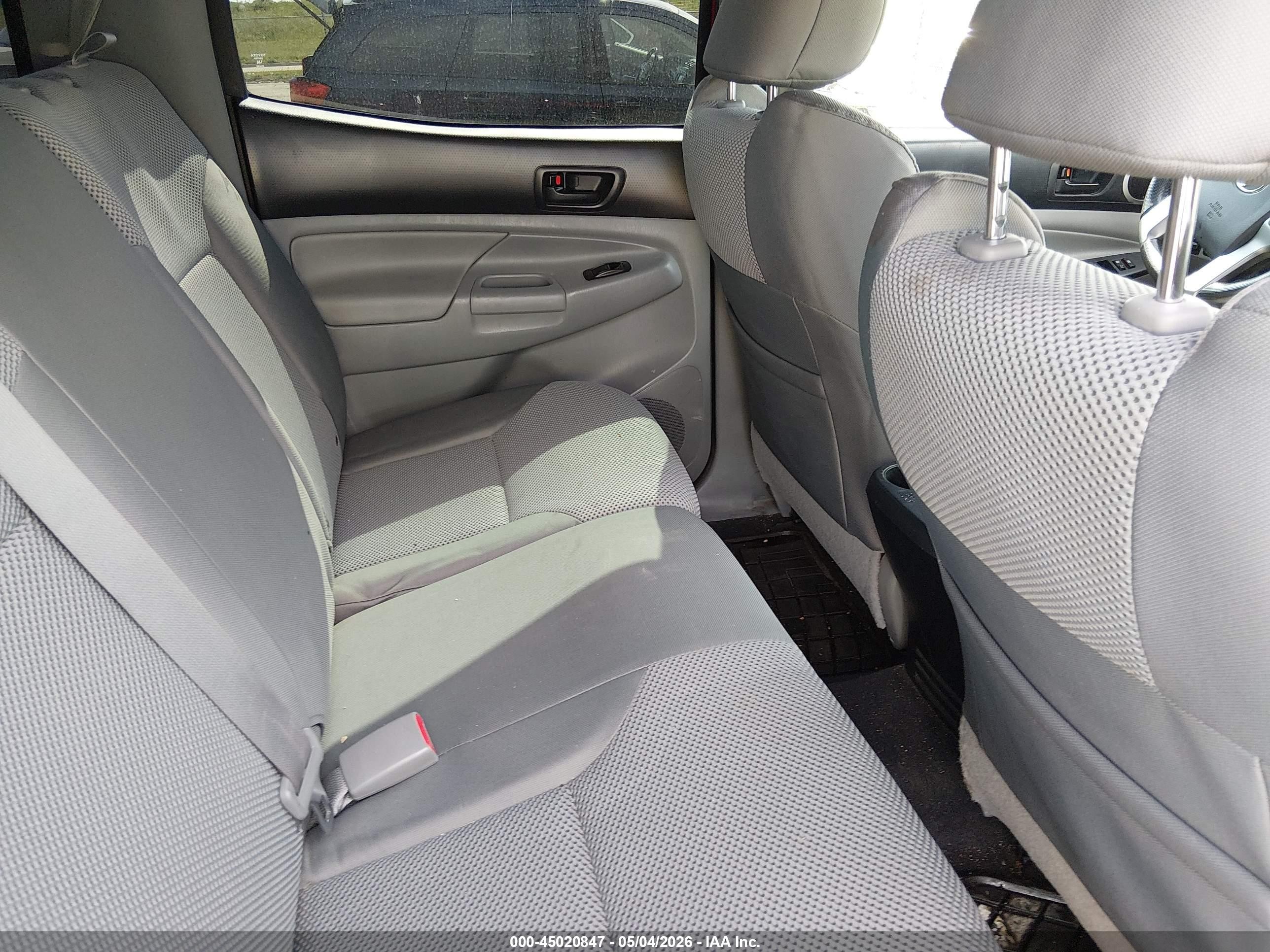 2013 Toyota Tacoma Base V6 Red vin: 3TMLU4EN9DM109587