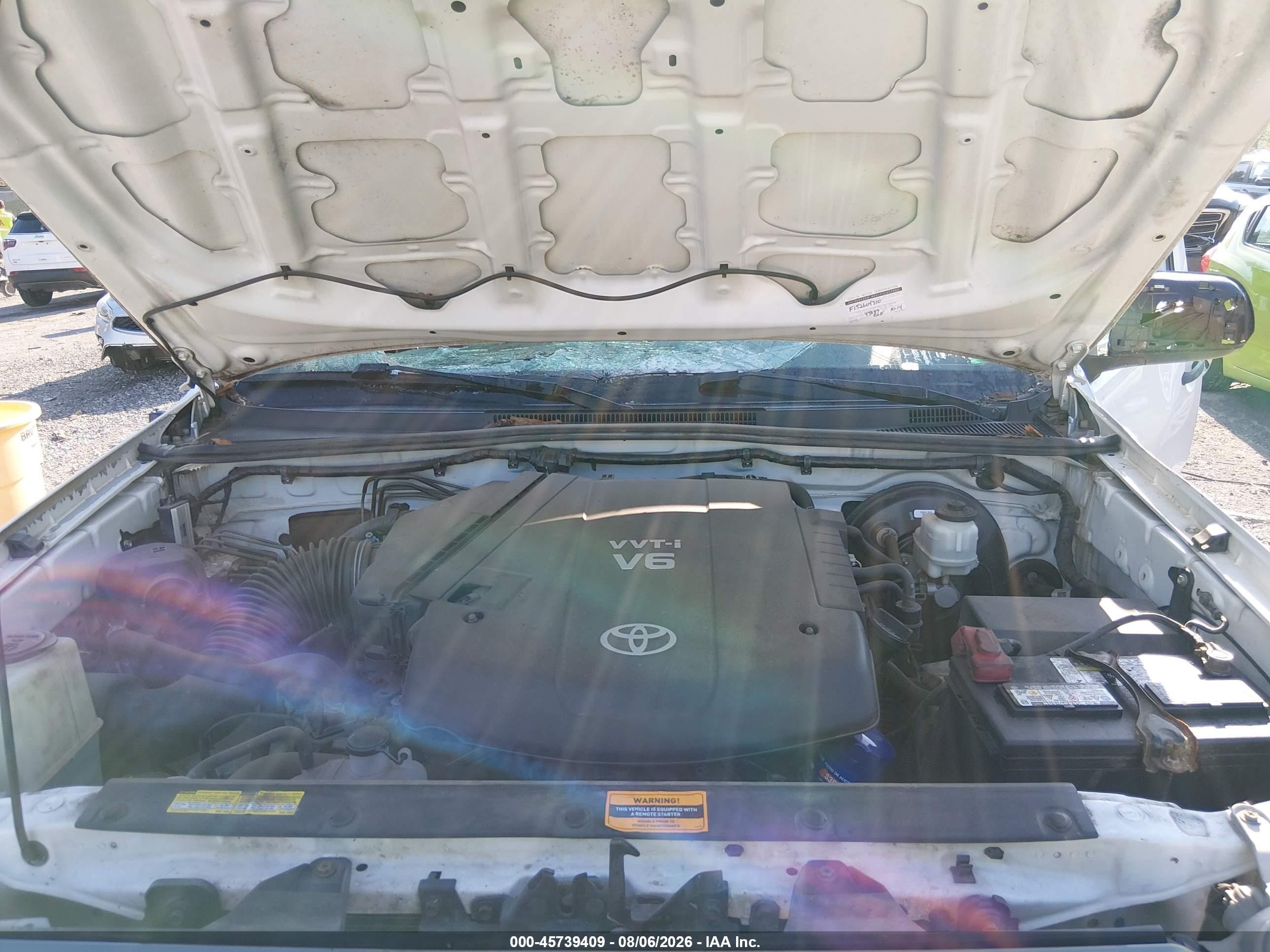 2013 Toyota Tacoma Base V6 White vin: 3TMLU4EN9DM111033
