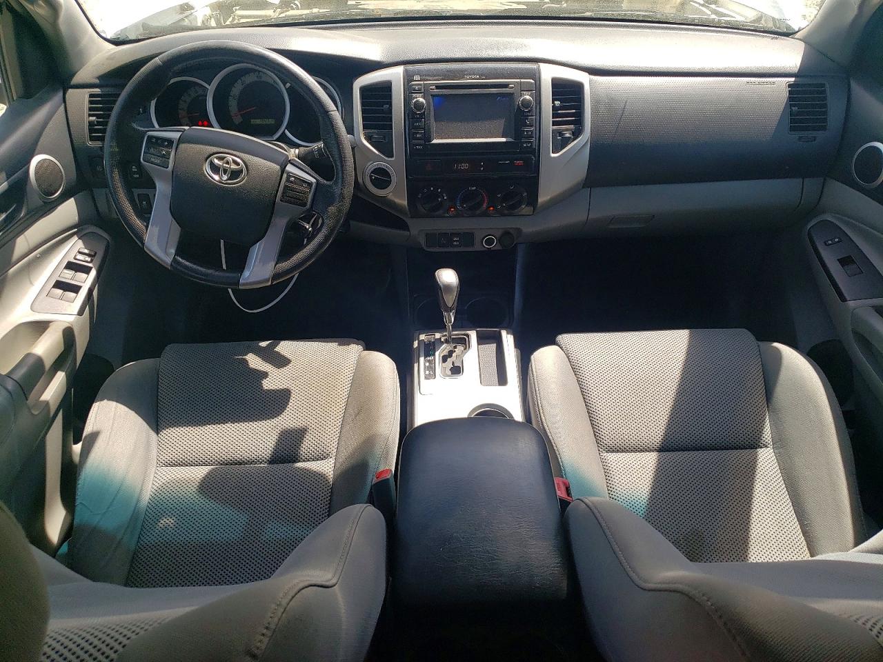 2013 Toyota Tacoma Double Cab Белый vin: 3TMLU4EN9DM111775