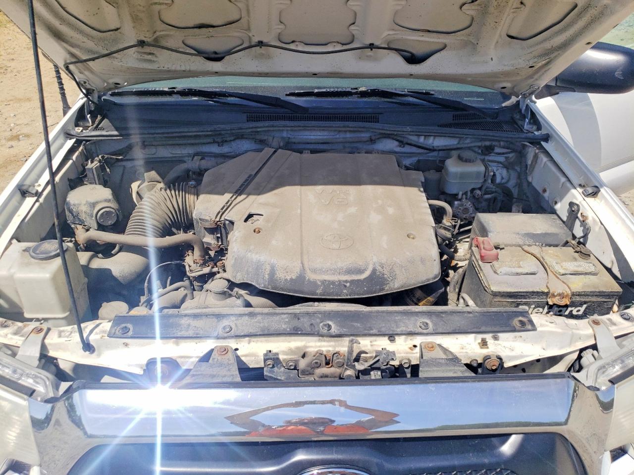 2013 Toyota Tacoma Double Cab Белый vin: 3TMLU4EN9DM111775