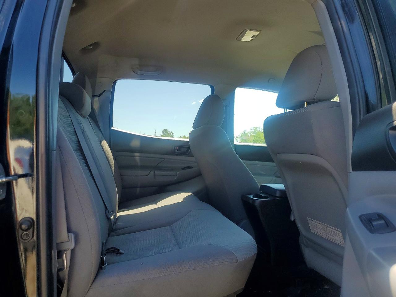 2013 Toyota Tacoma Double Cab Черный vin: 3TMLU4EN9DM128477