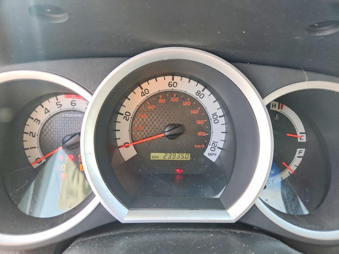 2013 Toyota Tacoma Double Cab Silver vin: 3TMLU4EN9DM131704