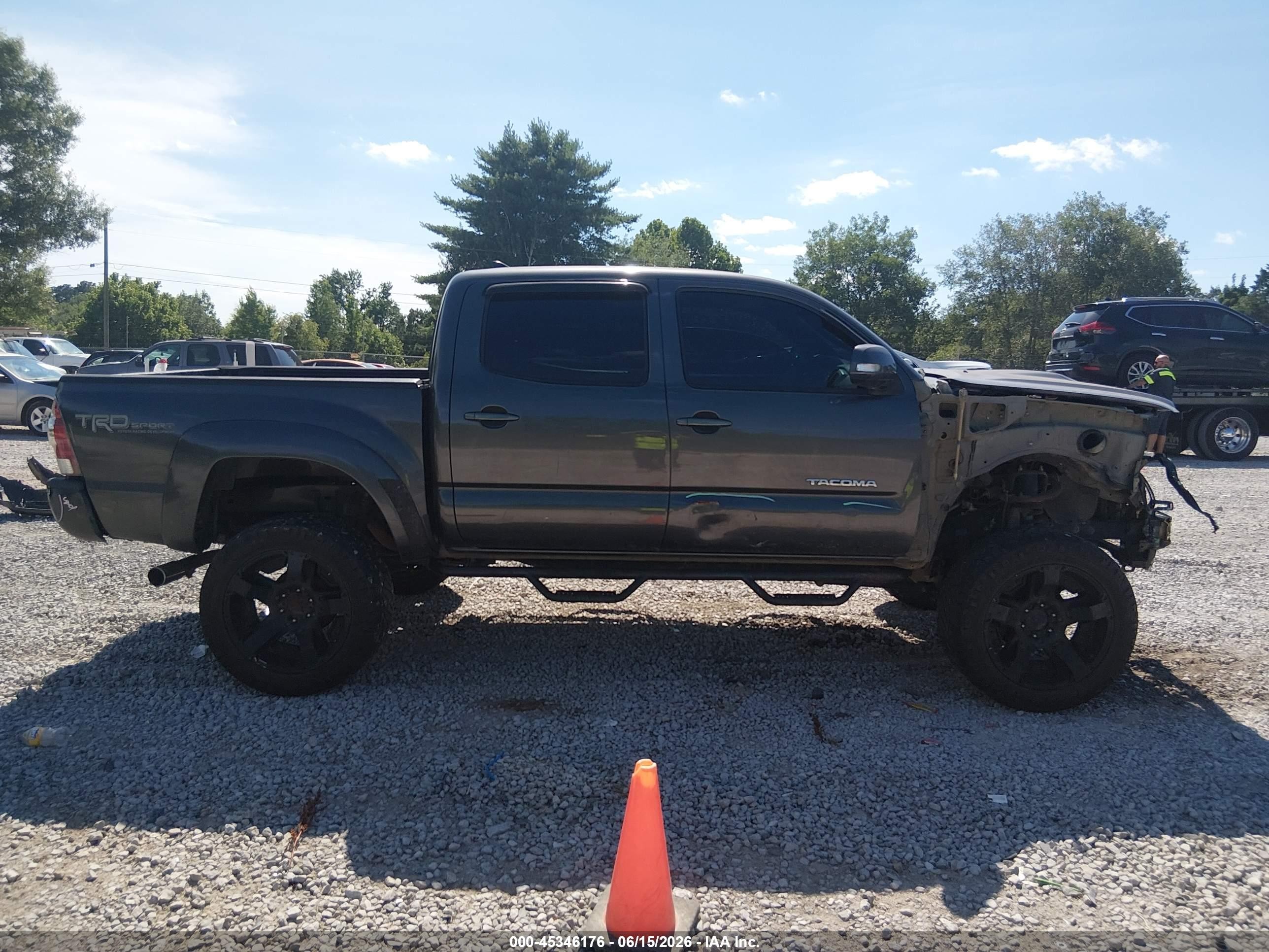 2014 Toyota Tacoma Base V6 Gray vin: 3TMLU4EN9EM152876