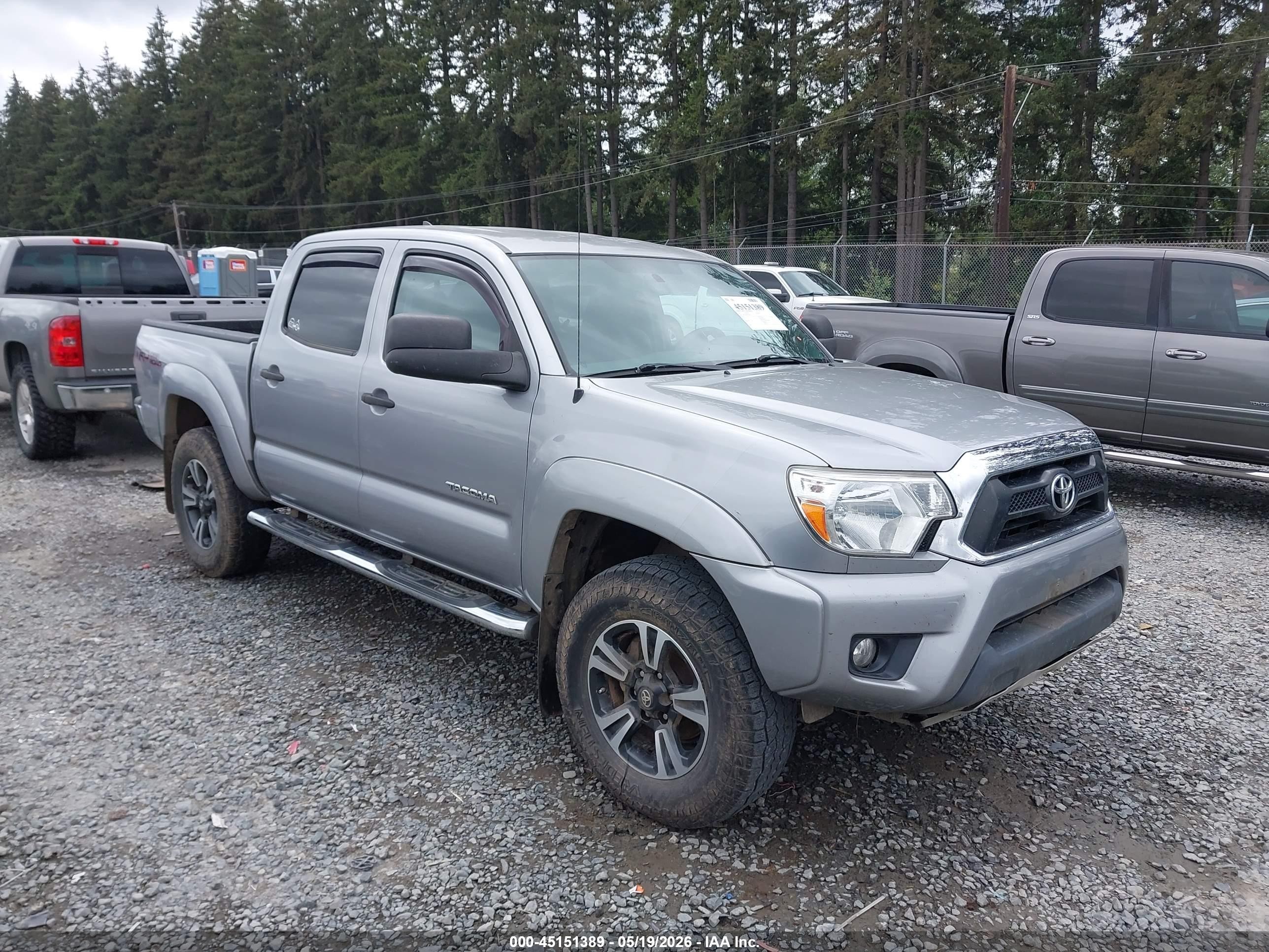 2015 Toyota Tacoma Base V6 Gray vin: 3TMLU4EN9FM164561