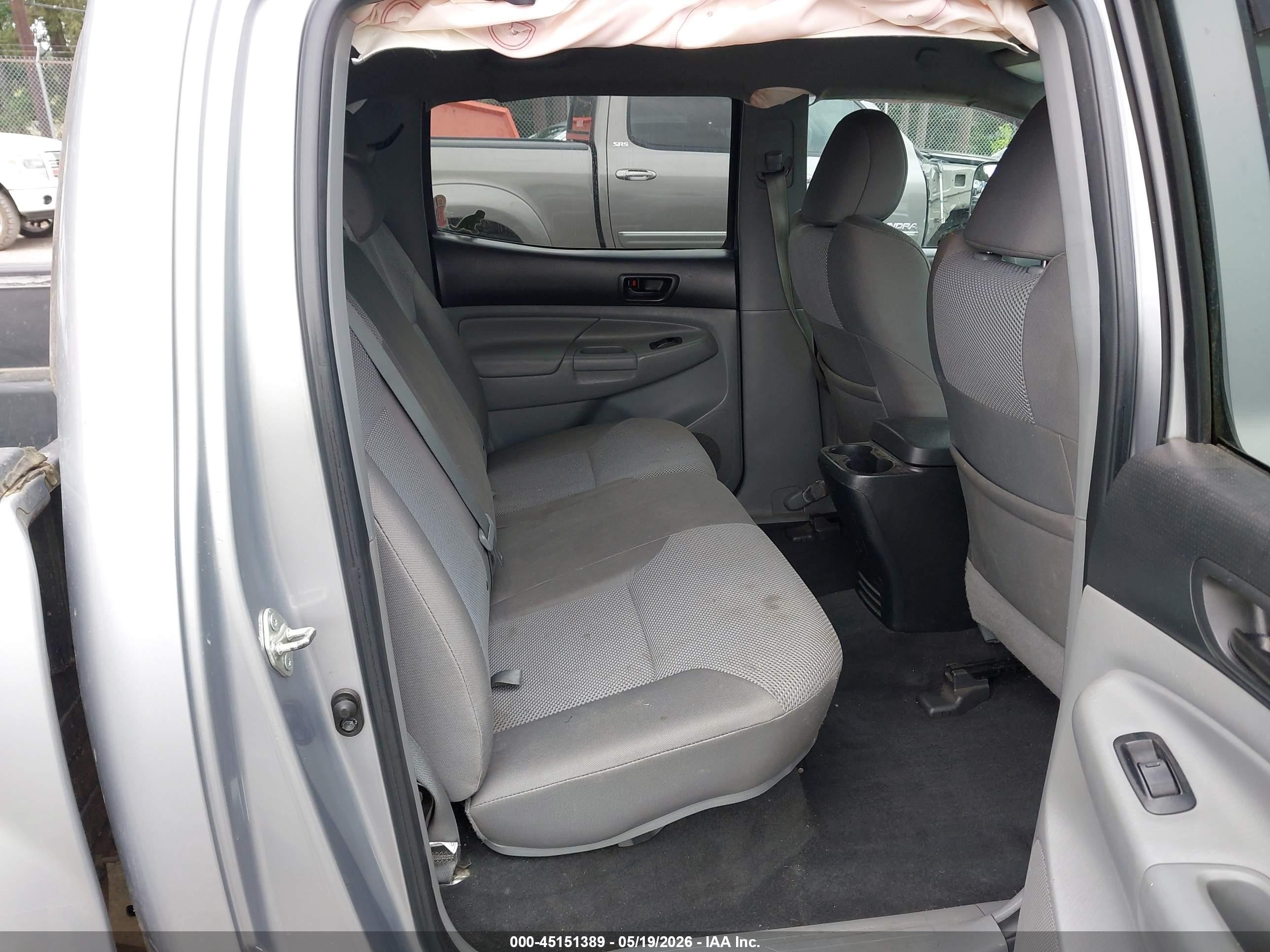 2015 Toyota Tacoma Base V6 Gray vin: 3TMLU4EN9FM164561