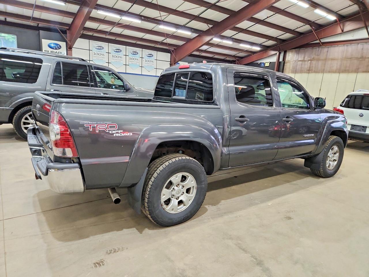 2011 Toyota Tacoma V6 Gray vin: 3TMLU4ENXBM068884