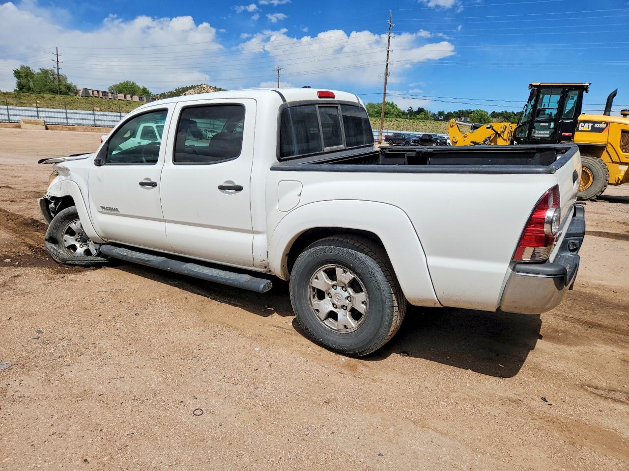 2011 Toyota Tacoma Double Cab White vin: 3TMLU4ENXBM073244