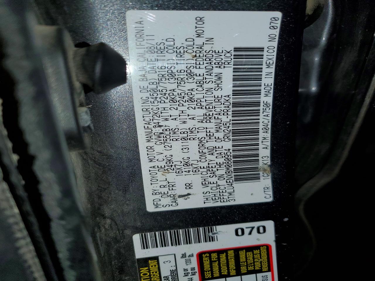 2011 Toyota Tacoma Double Cab Gray vin: 3TMLU4ENXBM080954