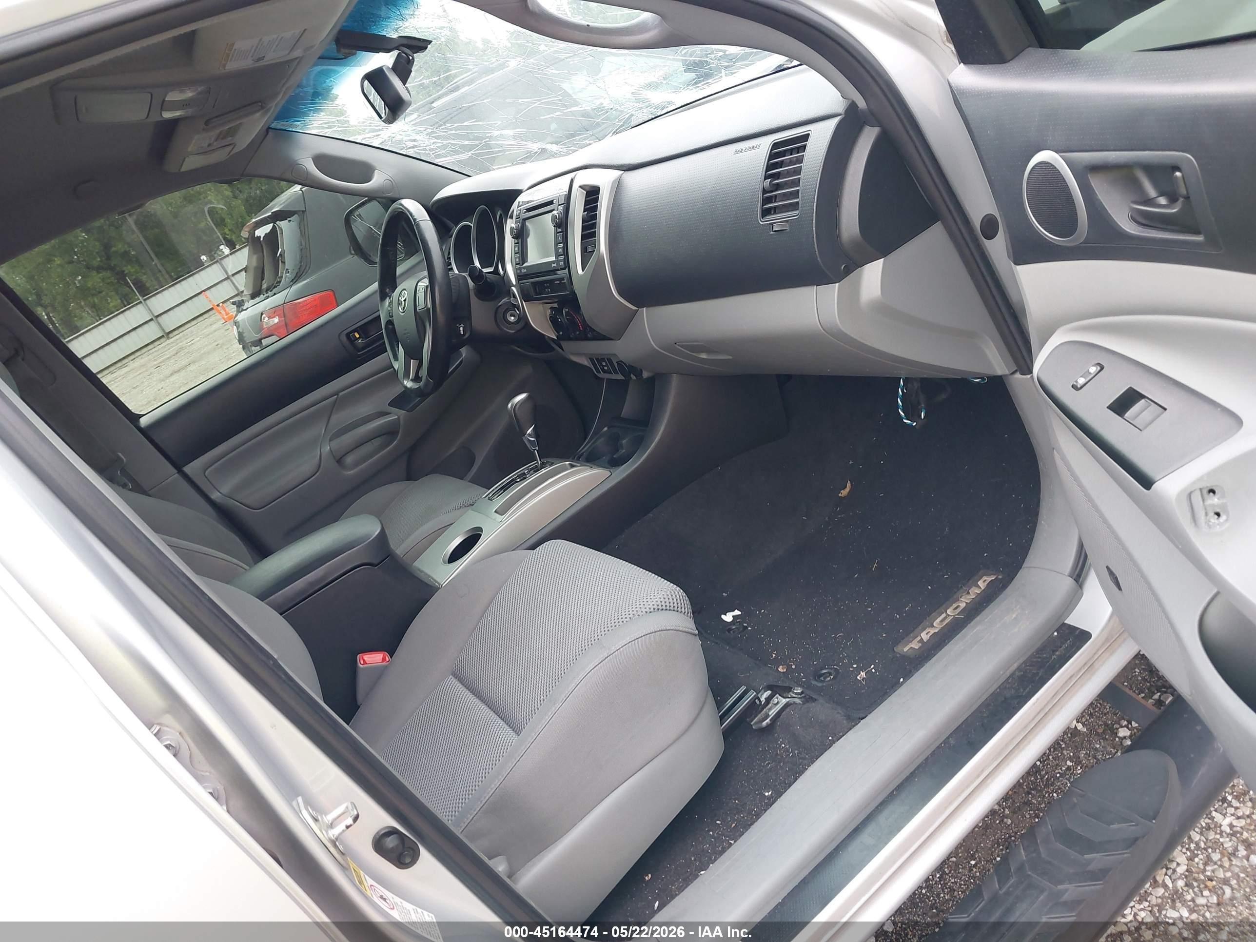 2012 Toyota Tacoma Base V6 Silver vin: 3TMLU4ENXCM099943