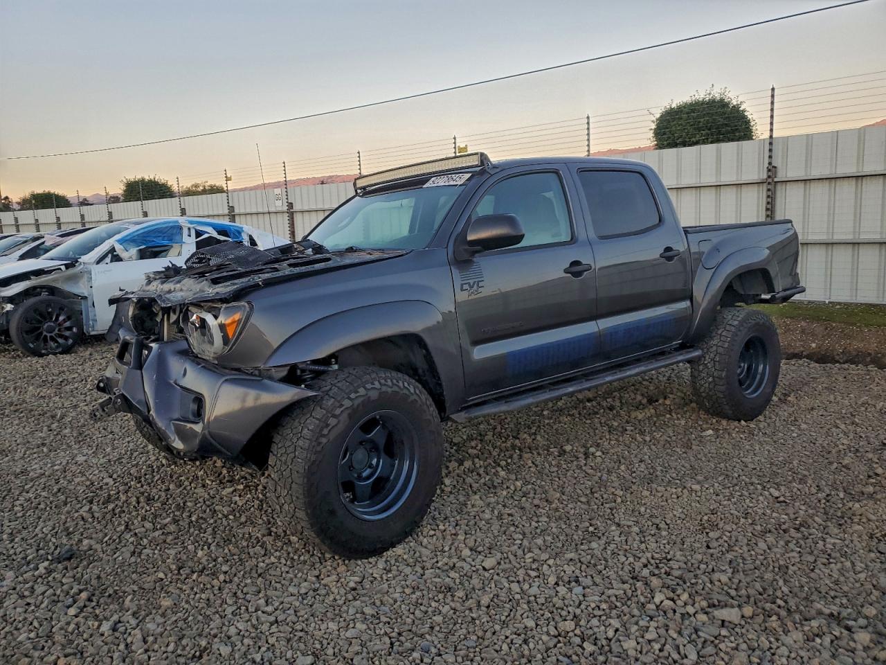 2013 Toyota Tacoma Double Cab Gray vin: 3TMLU4ENXDM111817