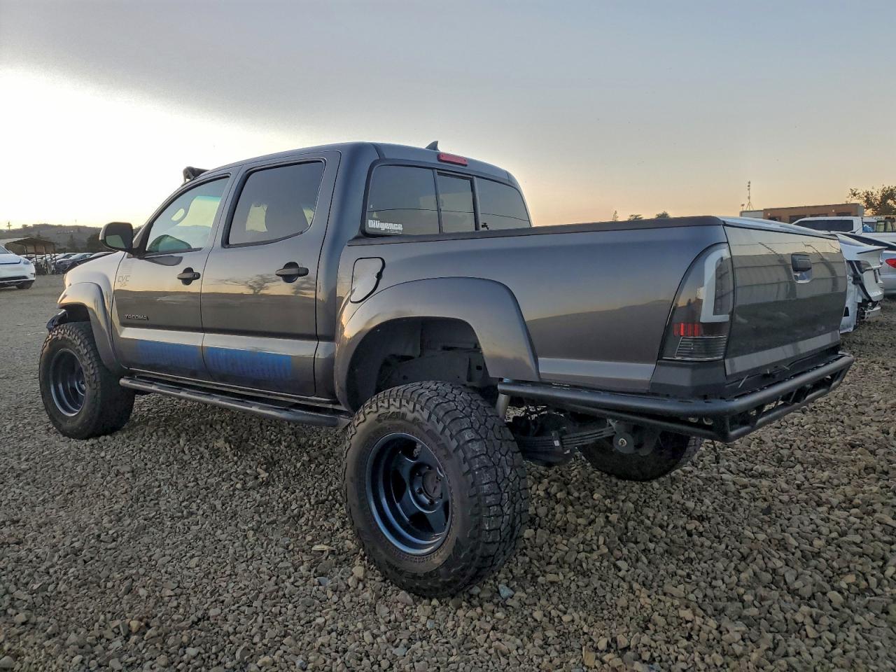 2013 Toyota Tacoma Double Cab Gray vin: 3TMLU4ENXDM111817