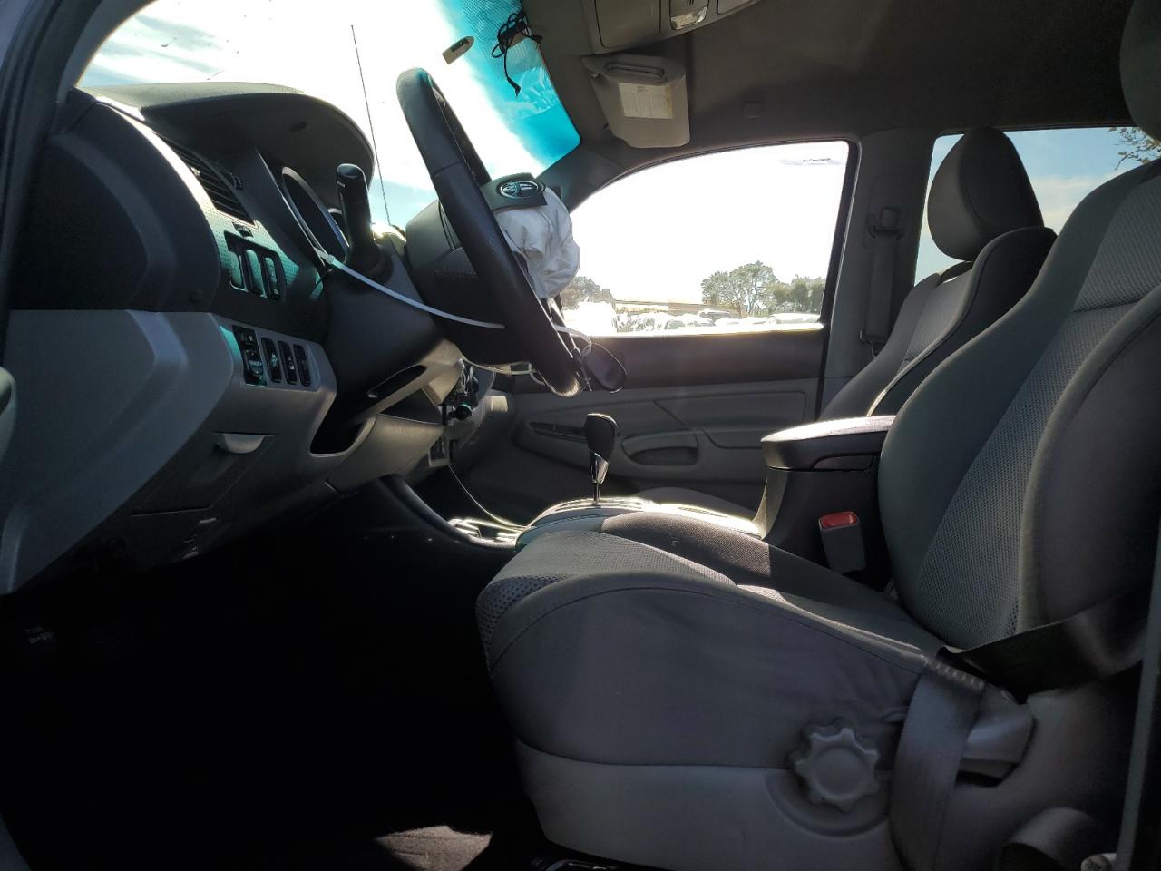 2013 Toyota Tacoma Double Cab Gray vin: 3TMLU4ENXDM111817
