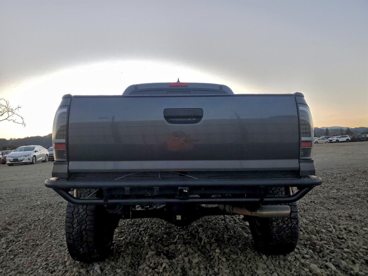2013 Toyota Tacoma Double Cab Gray vin: 3TMLU4ENXDM111817