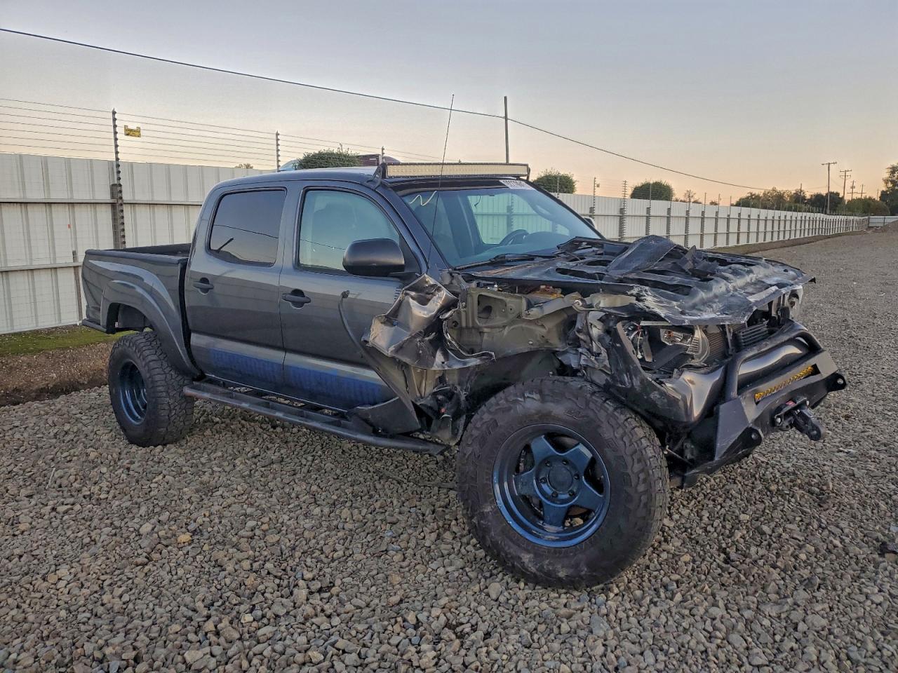 2013 Toyota Tacoma Double Cab Gray vin: 3TMLU4ENXDM111817