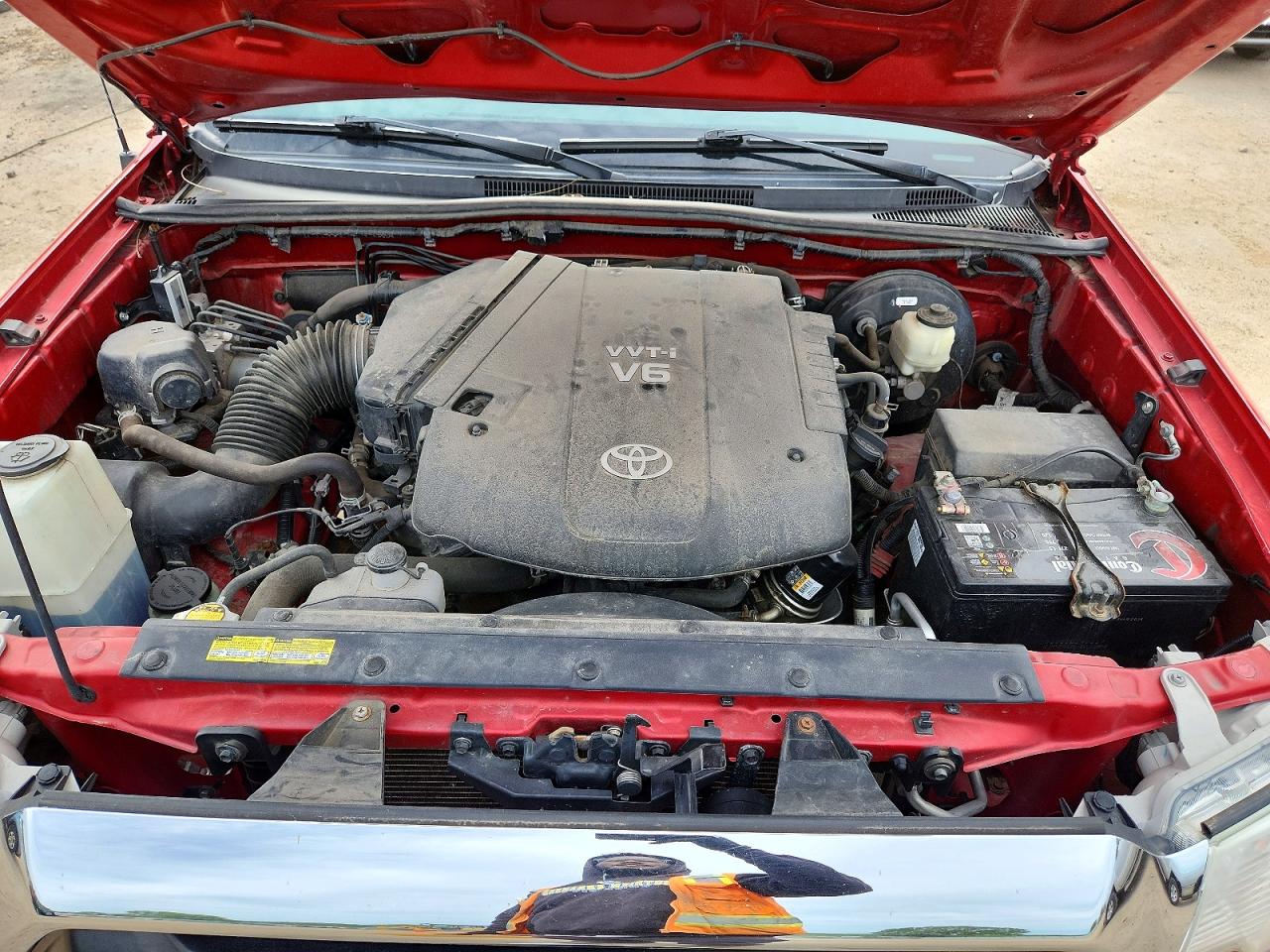 2013 Toyota Tacoma Double Cab Red vin: 3TMLU4ENXDM128102